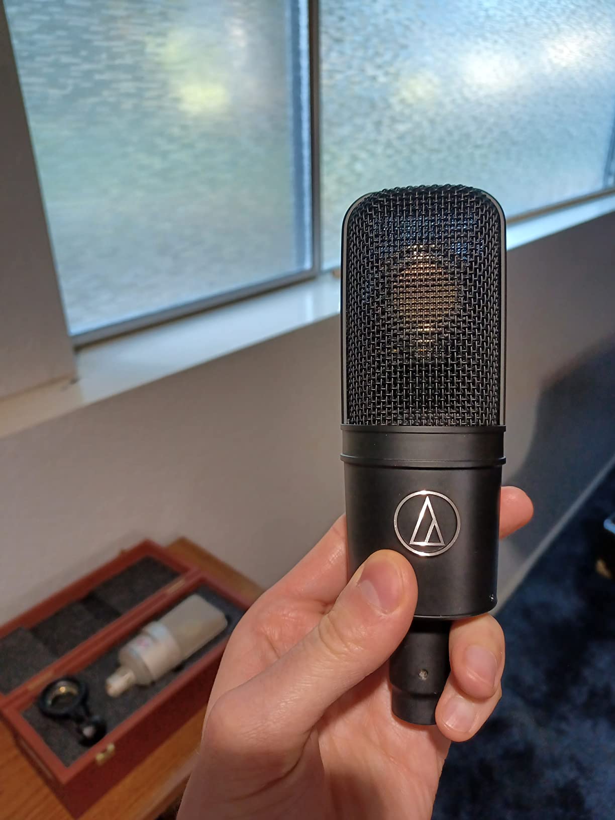 Audio-Technica AT4040 Cardioid Condenser Microphone customer photo 2