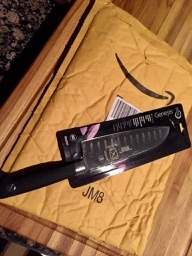 Mercer Culinary M20707 Genesis 7-Inch Santoku Knife,Black customer photo 2