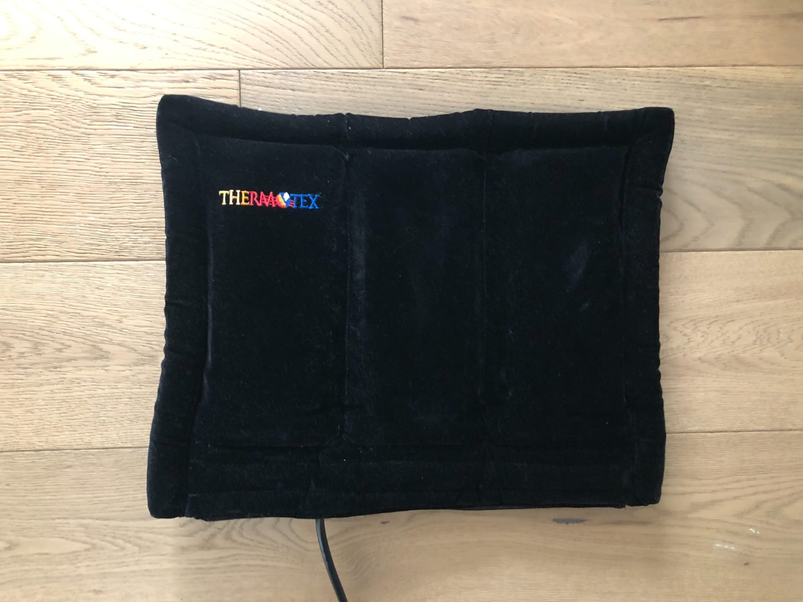 Thermotex Far Infrared Premium Heating Pad - Platinum - Pain Relief - Warms and Relaxes Muscles, FSA-HSA Eligible - Large Size for Back, Shoulder, Arms and Legs - 17 in. x 13 in. customer photo 1