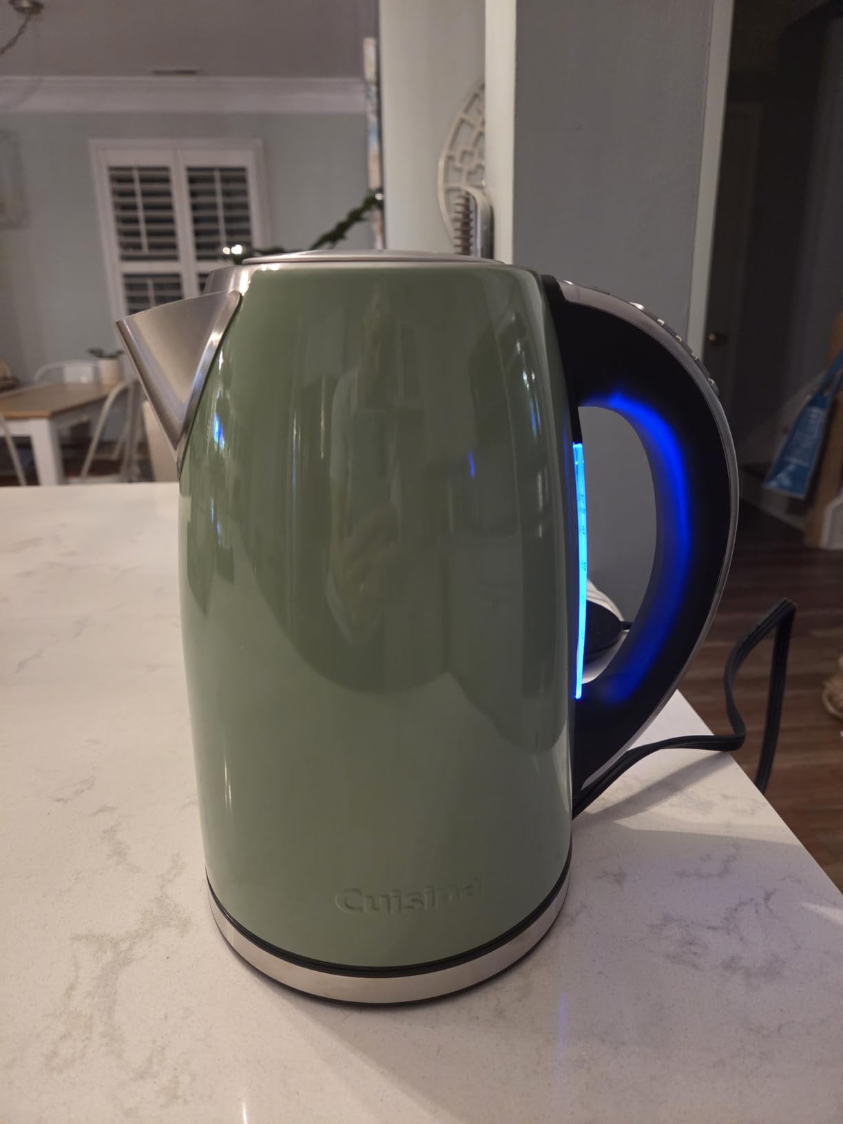 Cuisinart Electric Kettle, 1500W Fast Heating, 6 Temp Presets, 1.7L | Bring water to a boil with Cuisinart PerfecTemp cordless electric tea kettle, includes auto shutoff & 360° base, CPK-17P1 customer photo 1