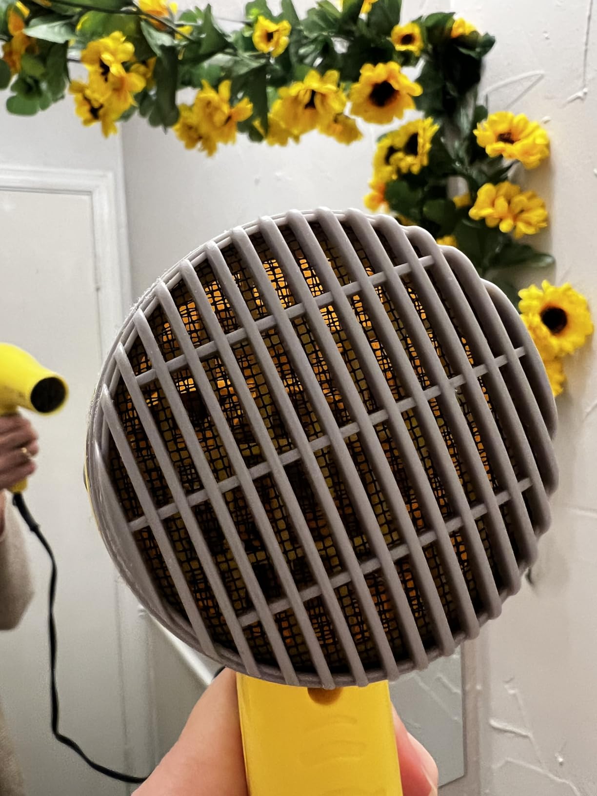 Revlon Compact Hair Dryer | 1875W Lightweight Design, Perfect for Travel, (Black) customer photo 2
