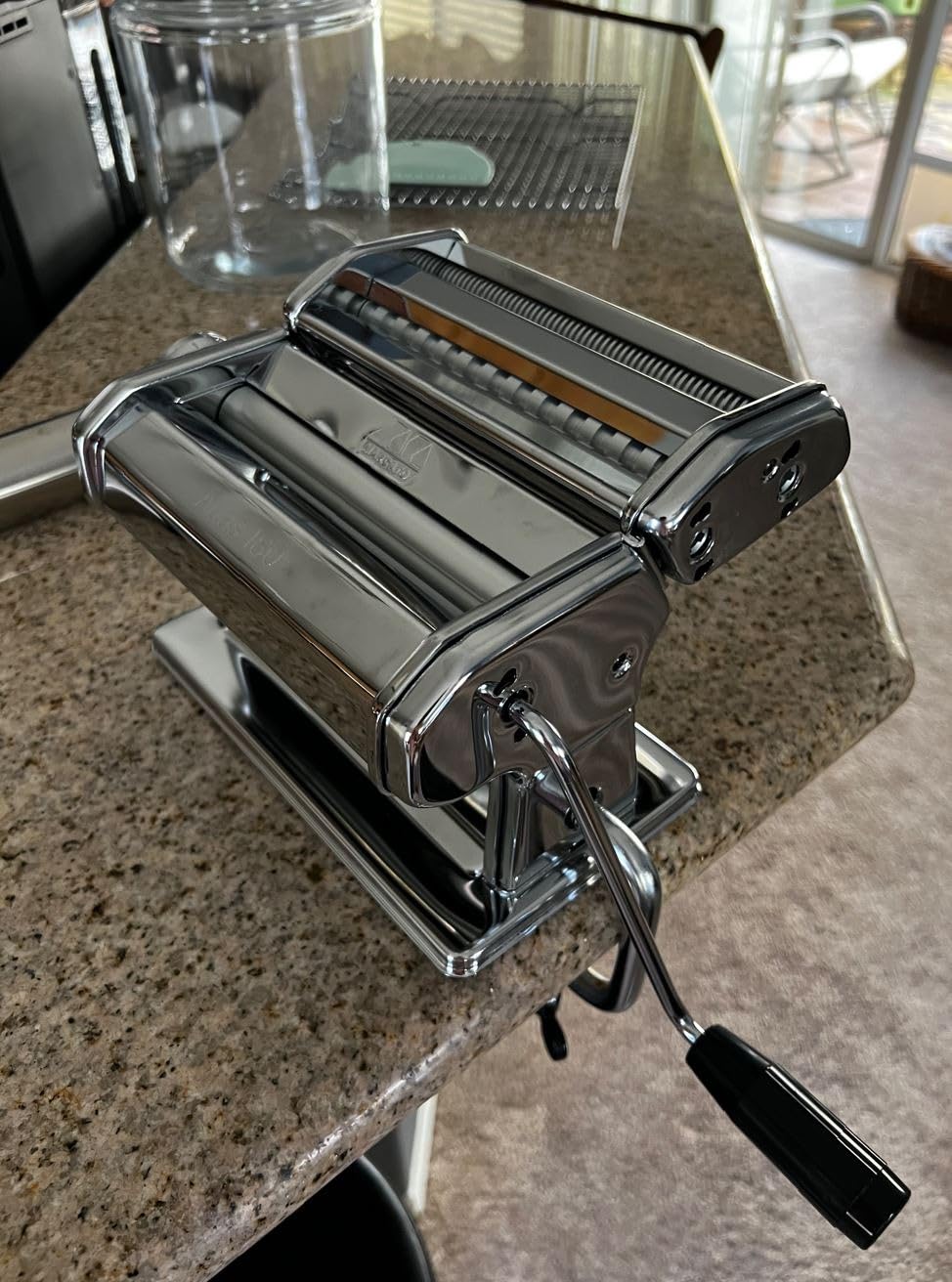 MARCATO Made in Italy Atlas 180 Classic Manual Pasta Machine, Chrome Steel. Makes Lasagne, Fettuccine & Tagliolini. customer photo 2