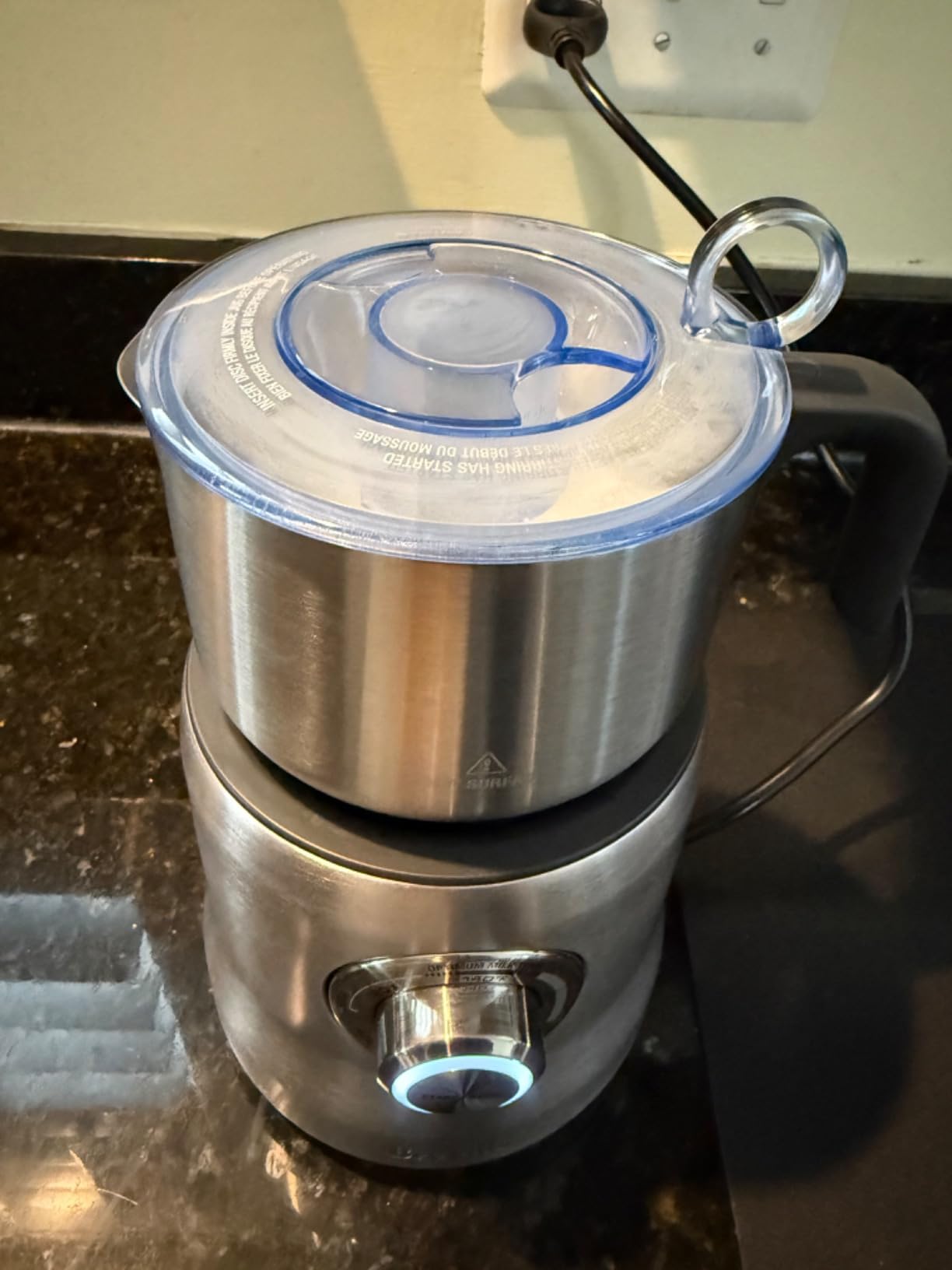 Breville BMF600XL Milk Café Frothe, Brushed Stainless Steel | Easily craft rich and creamy hot milk drinks at home, including lattes, cappuccinos, chai tea, and hot chocolate customer photo 2