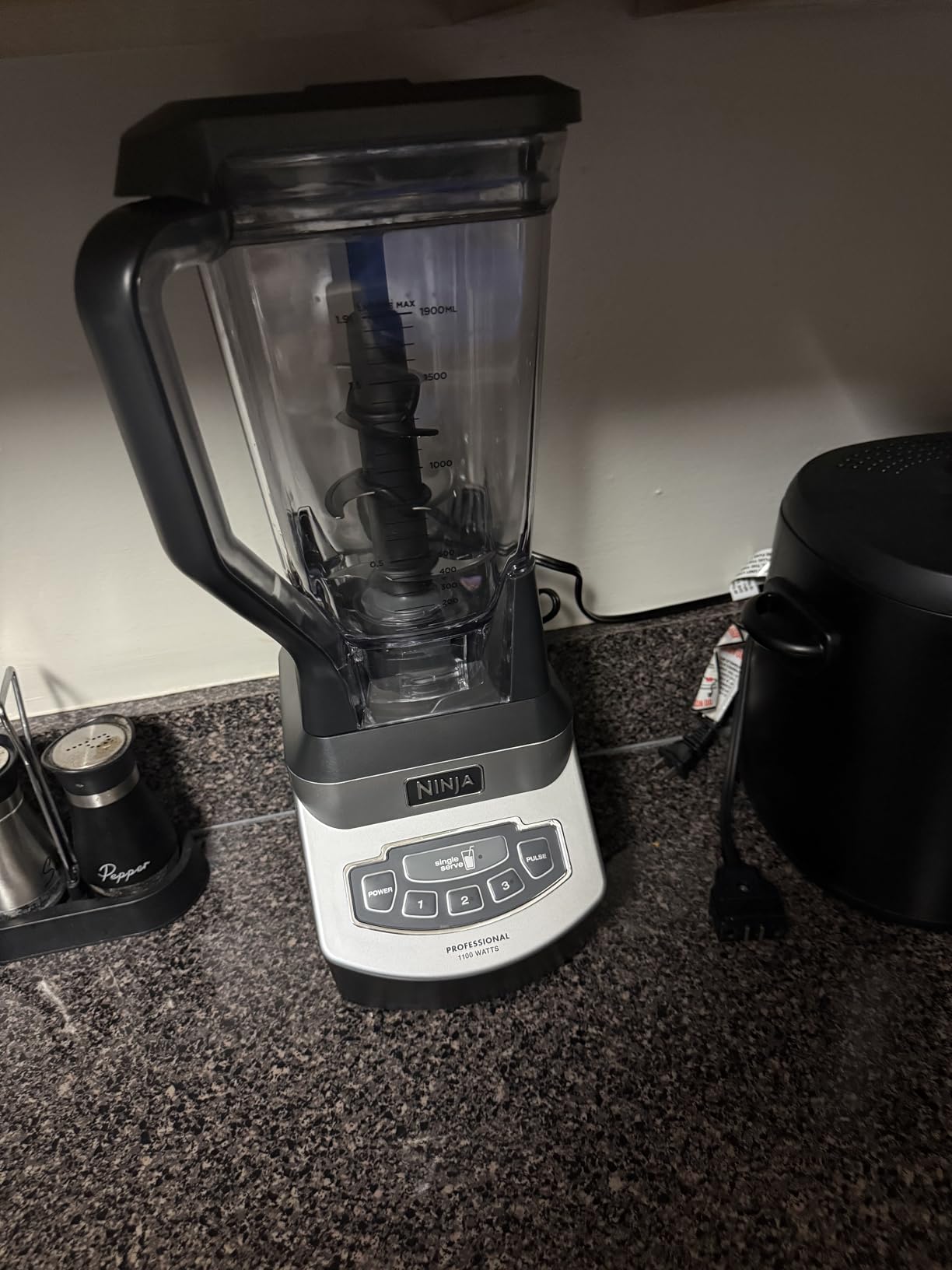 Ninja BL660 Professional Compact Smoothie & Food Processing Blender, 1100-Watts, 72-oz Pitcher customer photo 2