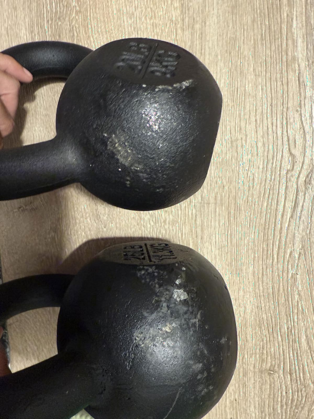 Yes4All Kettlebell Sets, 5 - 10 - 15 - 20 - 25 - 30 LB Cast Iron Strength Training Kettlebells, Wide Handles & Flat Bottom, Multi-Level from Beginners to Pros for Strength Training & Home Gym customer photo 2