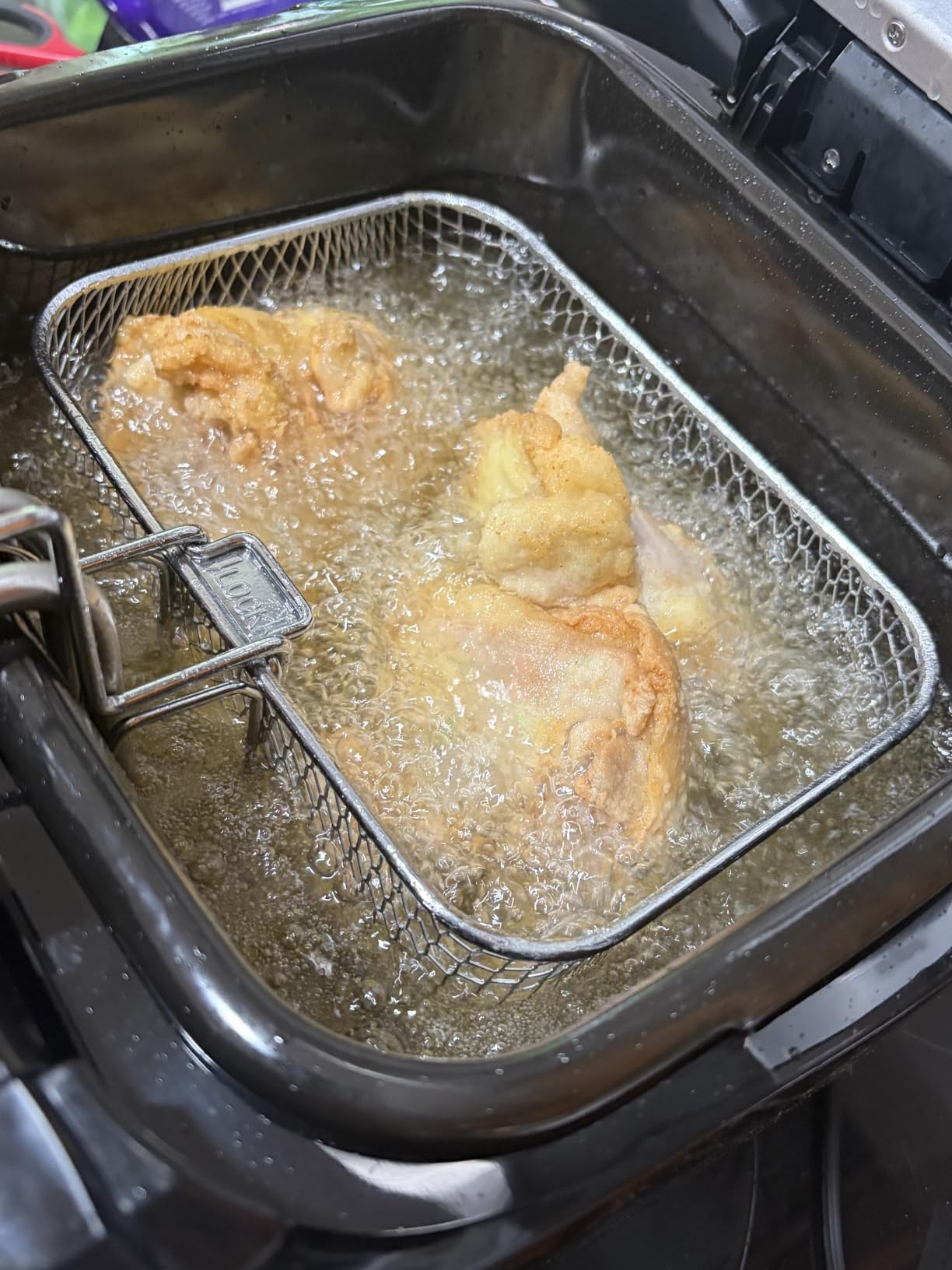 Hamilton Beach Cool Touch Electric Deep Fryer with Basket | 2 Liter / 8 Cup | 1500 Watts | Cool-Touch Sides | 35021 customer photo 2