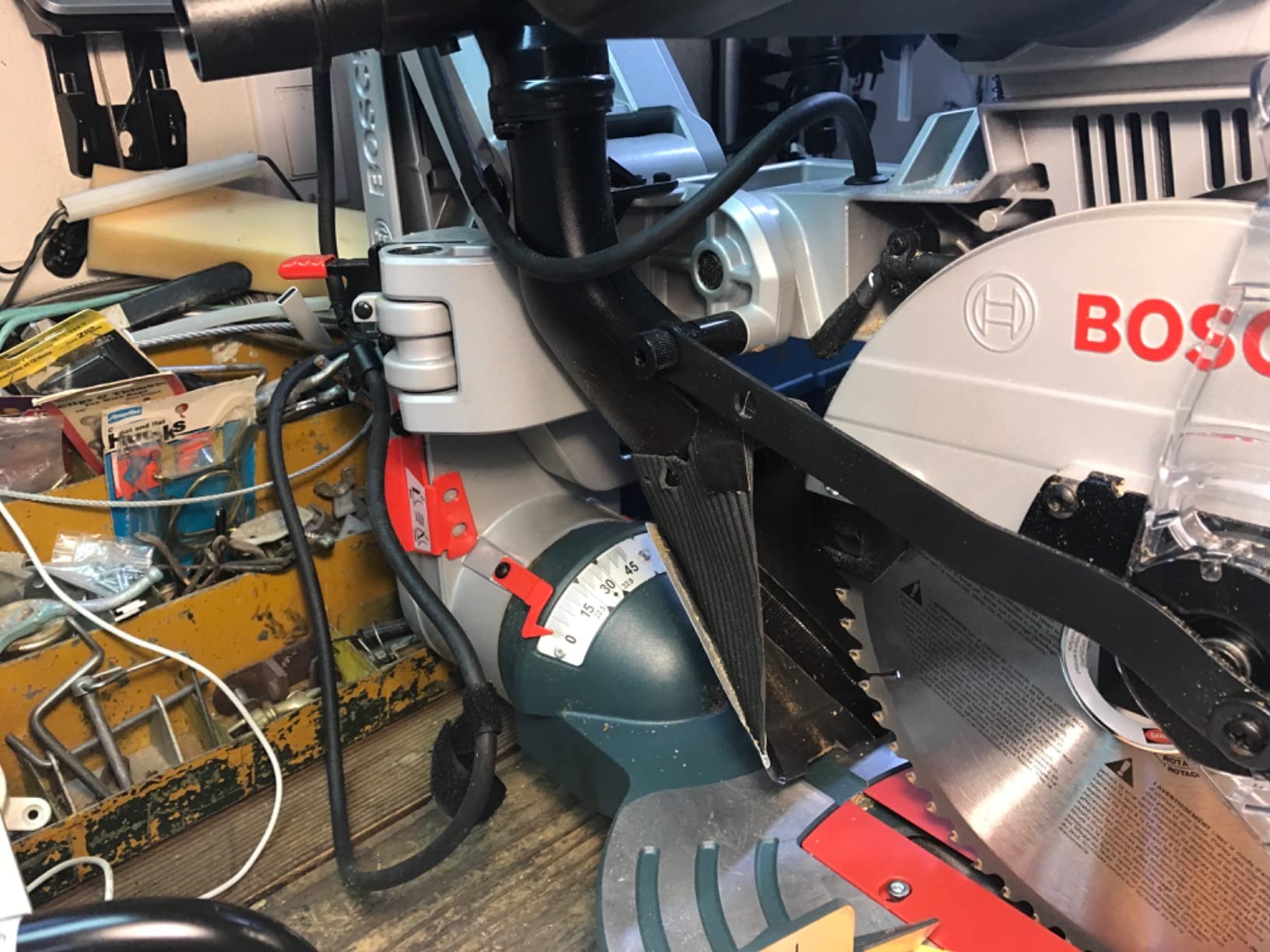 BOSCH CM10GD Compact Miter Saw - 15 Amp Corded 10 Inch Dual-Bevel Sliding Glide Miter Saw with 60-Tooth Carbide Saw Blade customer photo 1