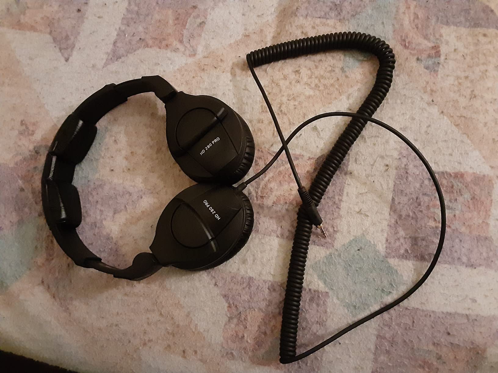 Sennheiser HD 280 Pro Closed-back Studio Headphones customer photo 2