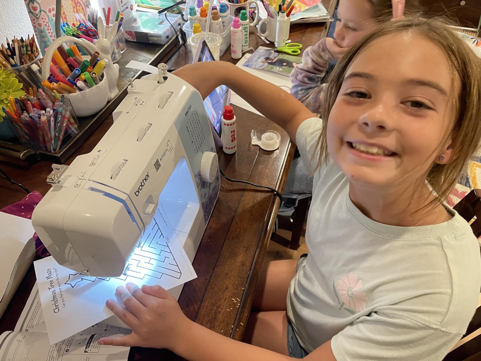 Brother Sewing Machine, XM2701, Portable Sewing Machine, 27 Stitches | Easy sewing machine with 6 sewing feet, auto needle threader, and free arm for cuffs, sleeves, and pant legs customer photo 1