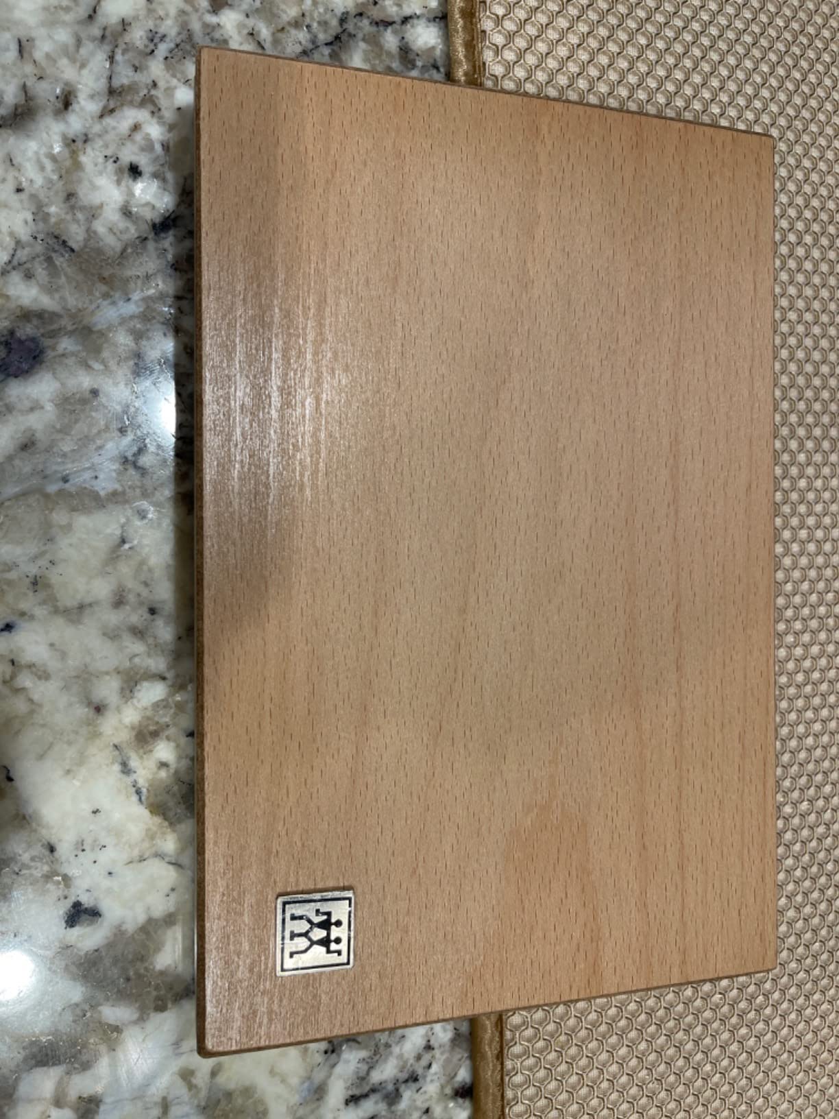 Zwilling Ultra-Sharp Steak Knives Set of 8 with Wood Gift Box customer photo 1