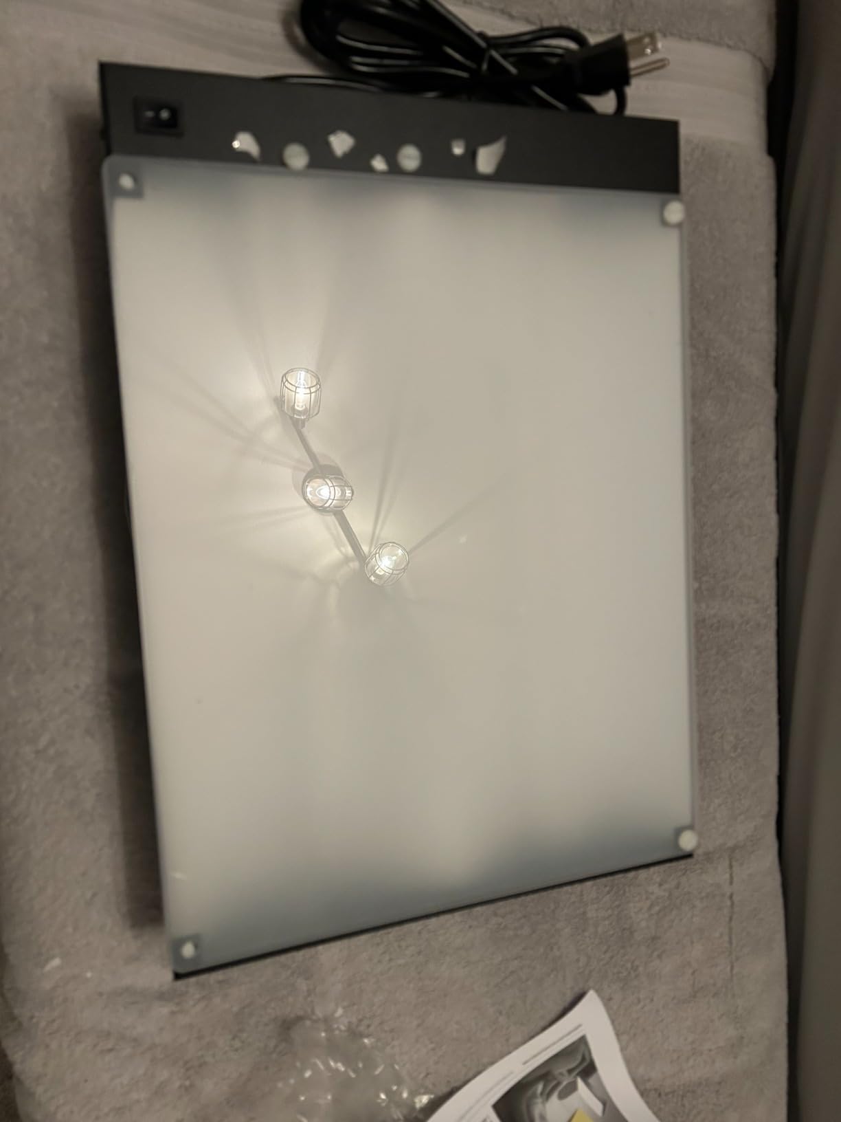 Northern Light Technologies Boxelite - 10000 Lux Light Therapy Lamp - Full Spectrum Lightbox Therapy Light for Natural Mood and Energy Enhancement, Sunlight Desk Lamp, Black customer photo 2