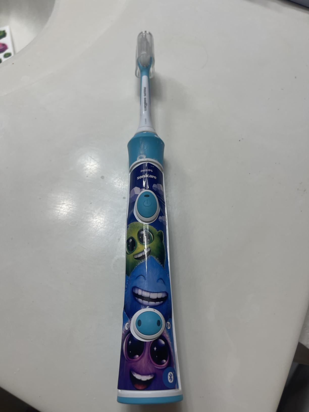 Philips Sonicare for Kids 3+ Bluetooth Connected Rechargeable Electric Power Toothbrush, Interactive for Better Brushing, Turquoise, HX6321/02 customer photo 1