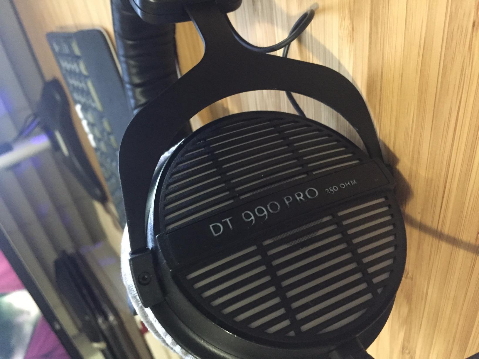 beyerdynamic DT 990 PRO 250 Ohm Open Back Over-Ear Wired Studio Headphones customer photo 1
