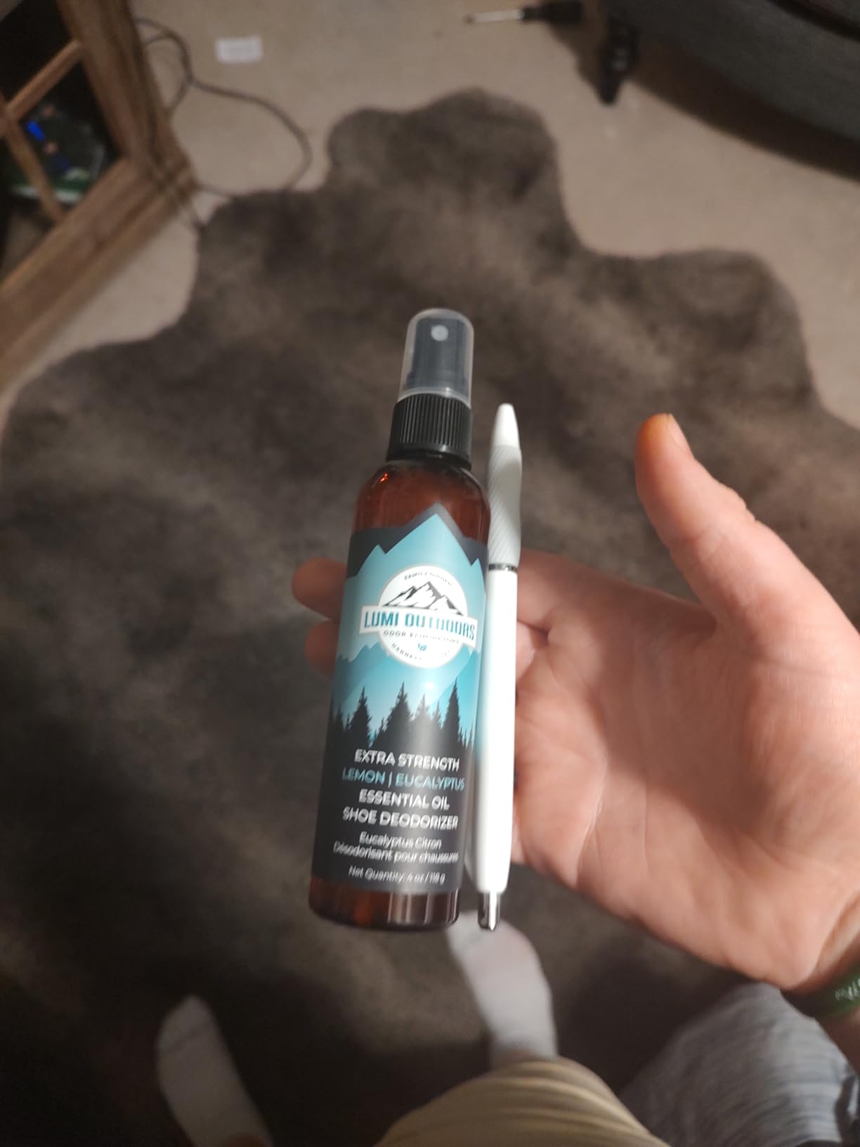 Lumi Outdoors Natural Shoe Deodorizer Spray - Odor Eliminator | Destroys Stubborn Shoe Smells at the Source - 700+ Sprays - Sneakers, Work Boots, Cleats & Gym Bags - Lemon Eucalyptus Scent customer photo 2