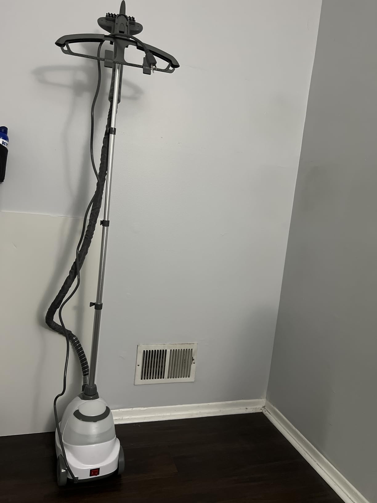 Pure Enrichment PureSteam XL Standing Fabric Steamer - Professional Wrinkle Remover Heats in 45 Seconds; 1/2-Gallon Tank for 1 Hour of Steaming; Easy-Roll Wheels, Garment Hanger, & Fabric Brush customer photo 1