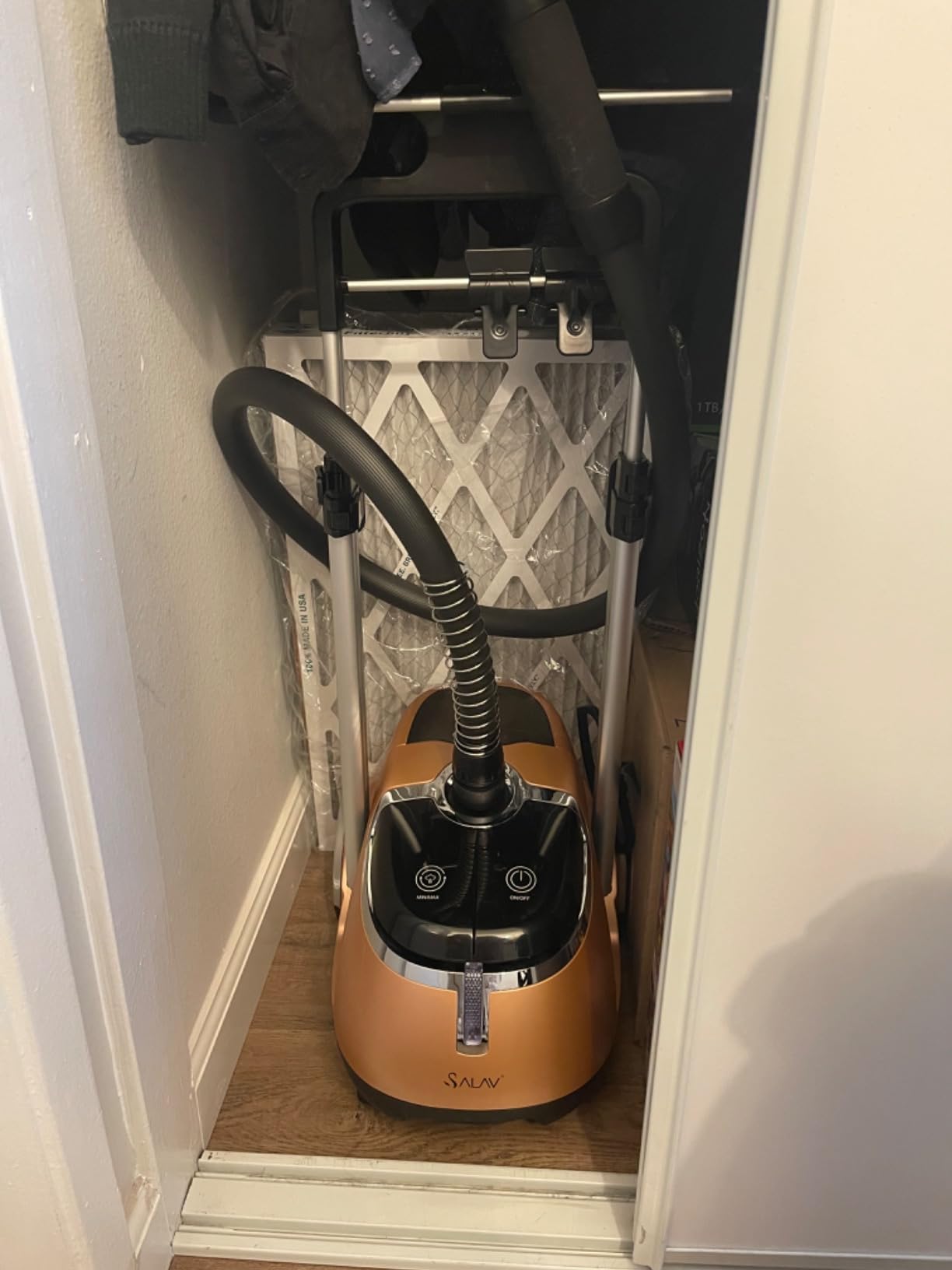 SALAV Limited Edition Professional Series Dual Bar Garment Steamer with Foot Pedals, Stainless Steel Steam Plate, Retractable Power Cord, 1.8L (60.8 oz) Water Tank, 1500 watts, 60+ mins of Steam customer photo 1