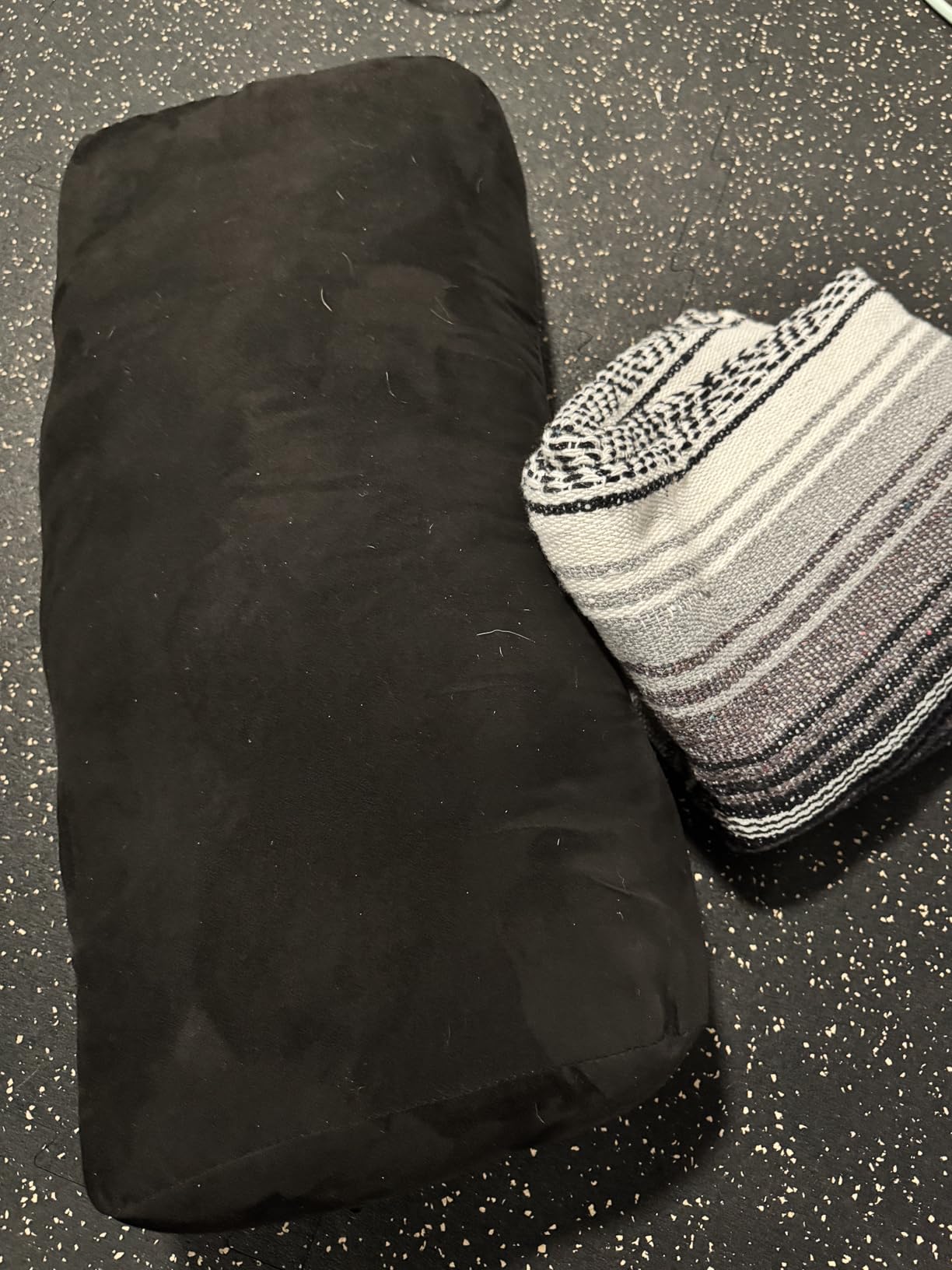 Gaiam Yoga Bolster Pillow, Soft Meditation Cushion for Yoga, Massage and Back Support, Breathable Cotton Fill, Zippered Microfiber Cover, Easy-Carry Handle, Machine Washable customer photo 1