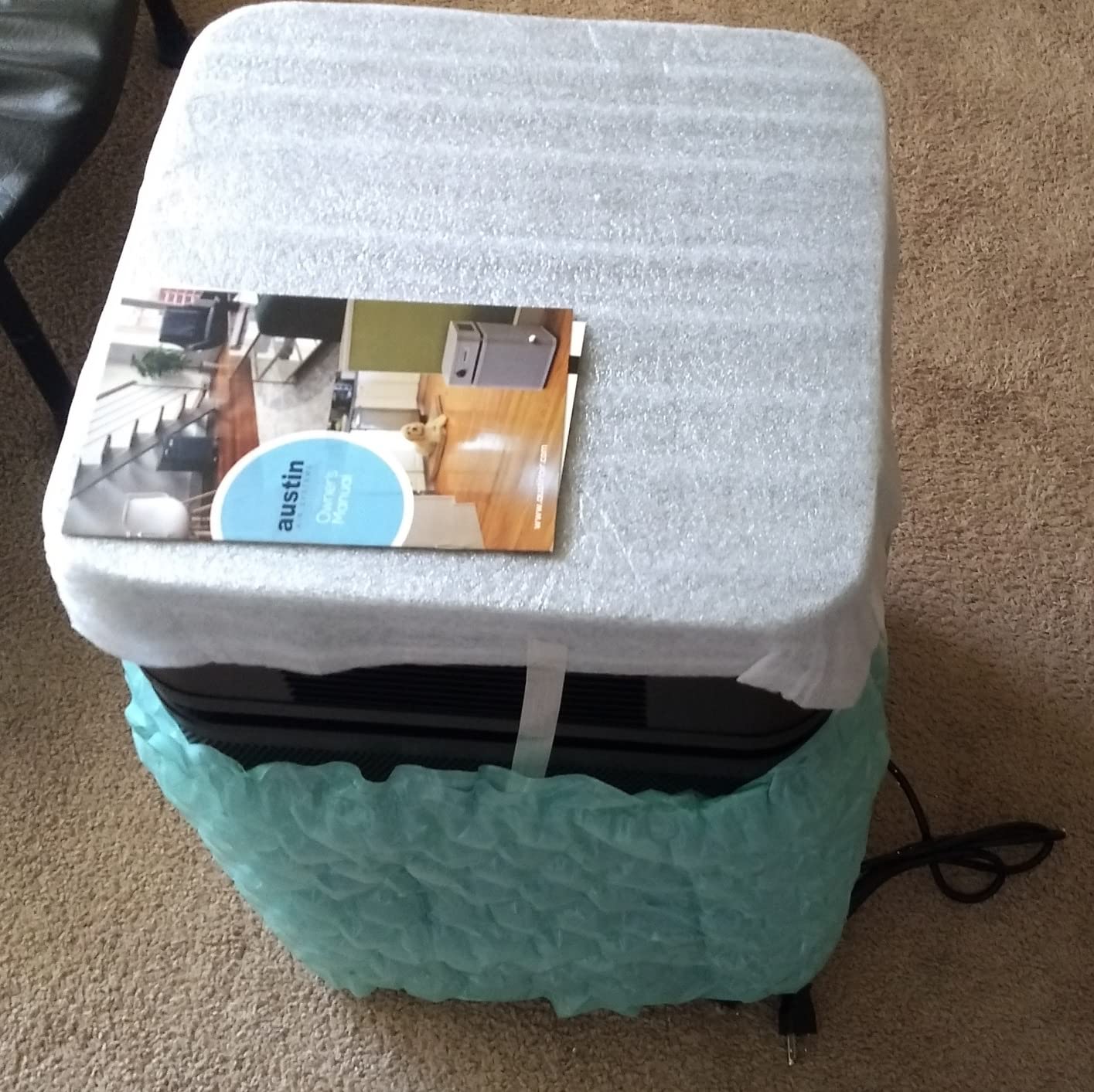 Austin Air HealthMate Plus Air Purifier, True Medical Grade HEPA, 1500 sq ft, Sandstone, Made in USA customer photo 1