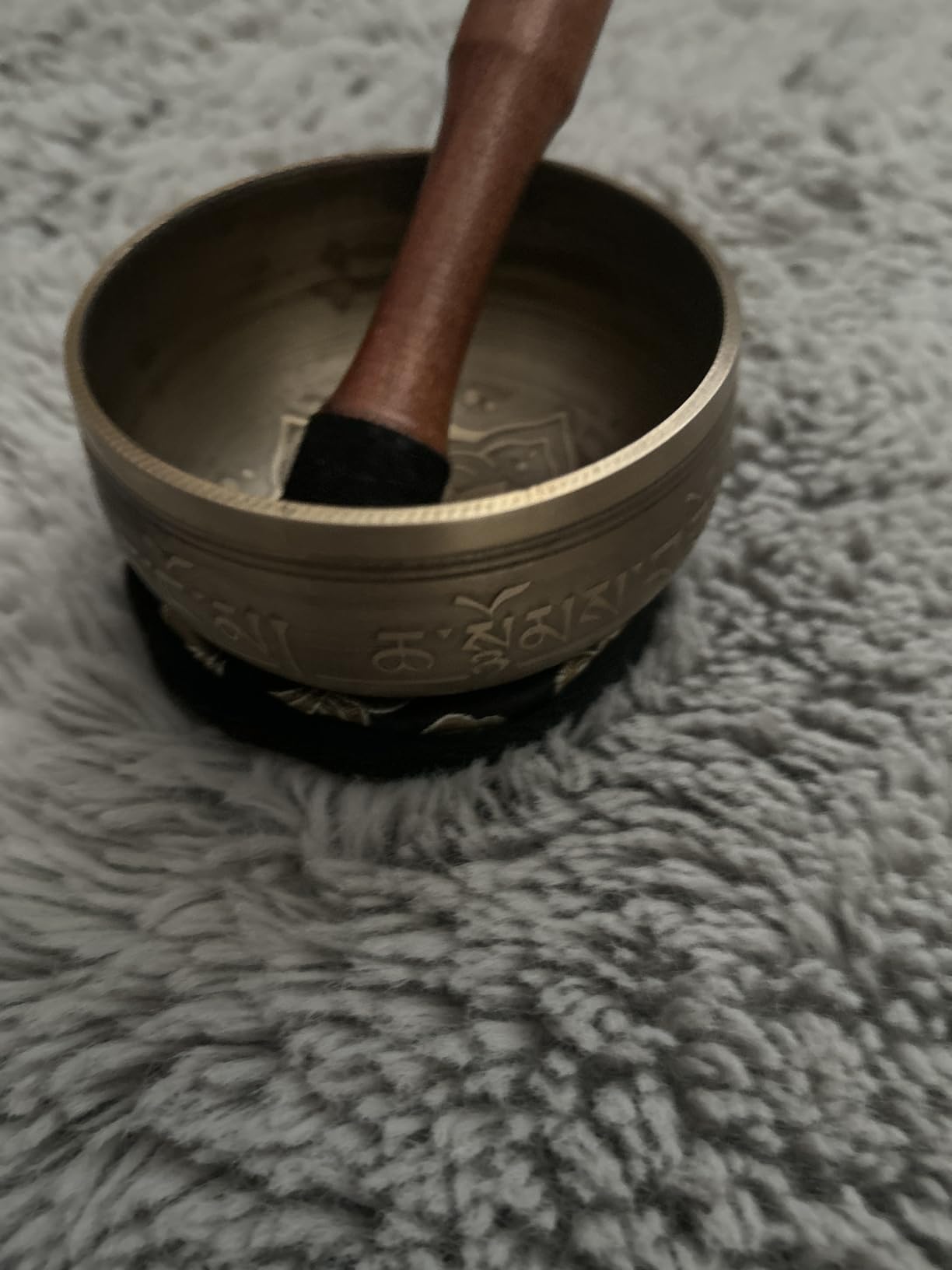 Tibetan Singing Bowl Set - Easy to Play & Beginner Friendly Meditation Bowl with Cushion & Mallet | Stress Relief & Mindfulness | Gift-Ready customer photo 1