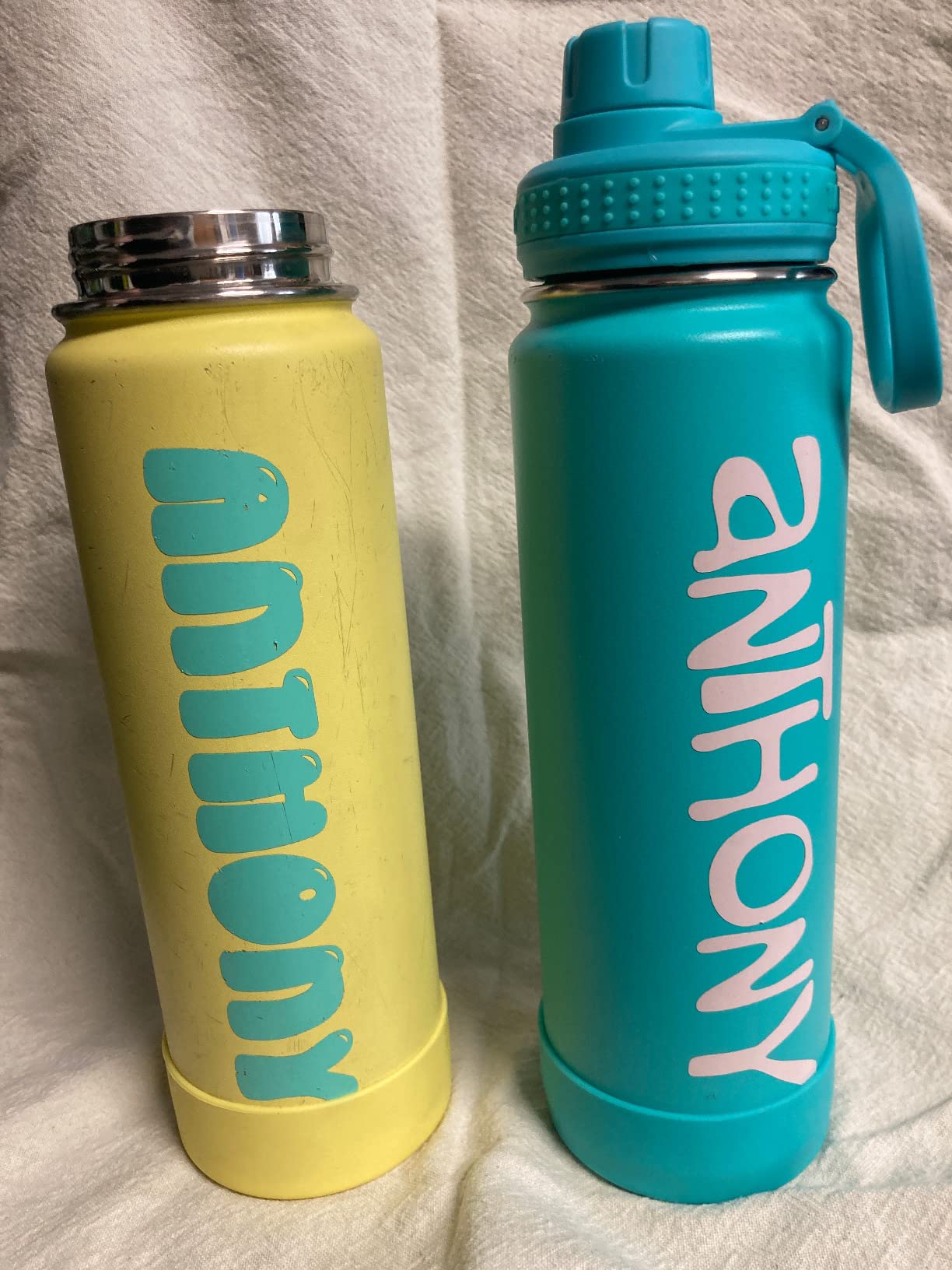 Takeya Actives Stainless Steel Water Bottle, Insulated Spout Lid, Keeps Drinks Cold 24 Hrs, Leakproof, Durable, Dishwasher Safe, Ideal for Gym, Travel, Fits Most Cup Holders, 24 oz/Midnight Blue customer photo 1
