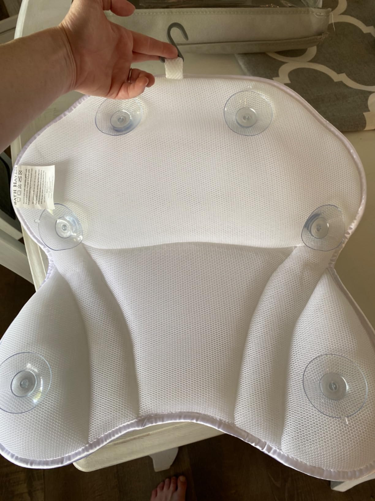 Bath Pillow Bathtub Pillow Back Neck Support, Spa Cushion for Tub, Relaxing Headrest with 3D Air Mesh Thick Soft, Quick Dry Washable Deluxe customer photo 2