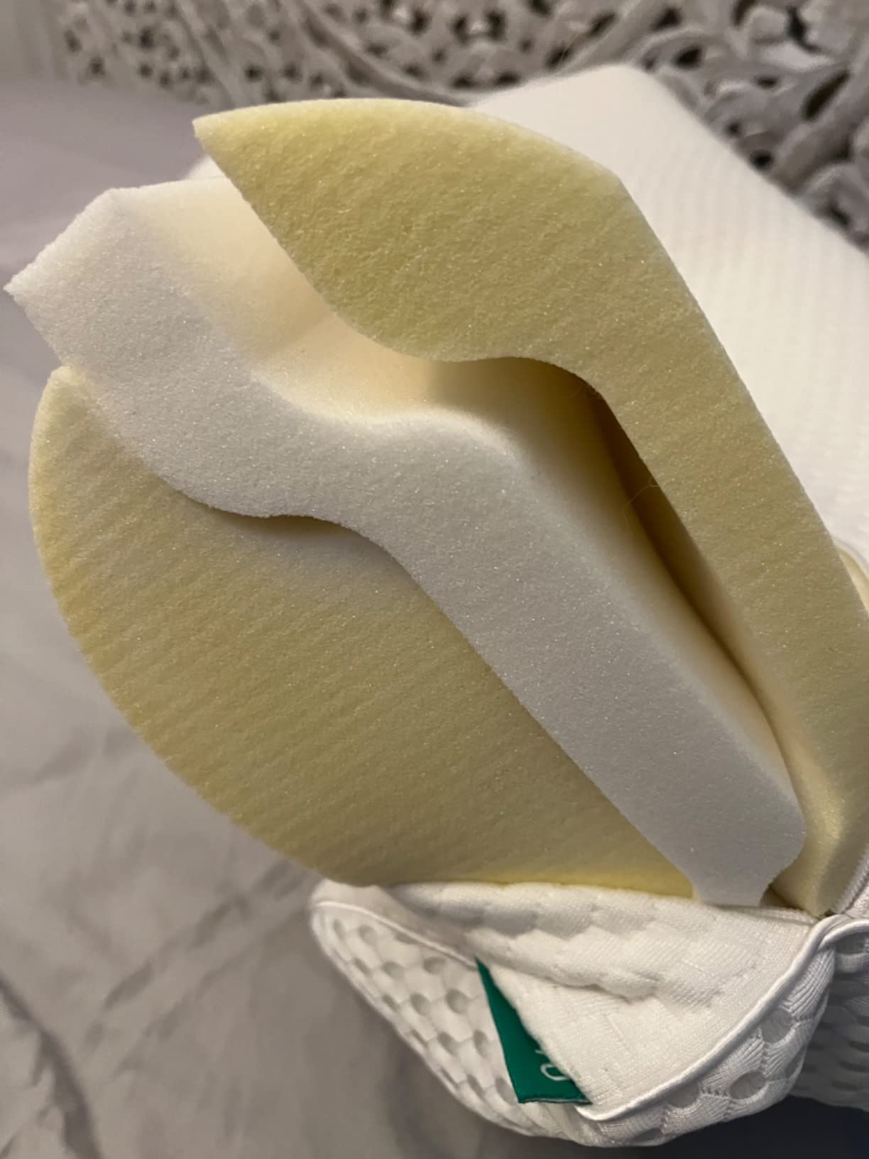Cervical Pillow for Neck Pain Relief, Memory Foam Neck Pillow for Sleeping, Adjustable Orthopedic Sandwich Pillow, Contour Cooling for Side Back Stomach Sleeper, Queen(23.6