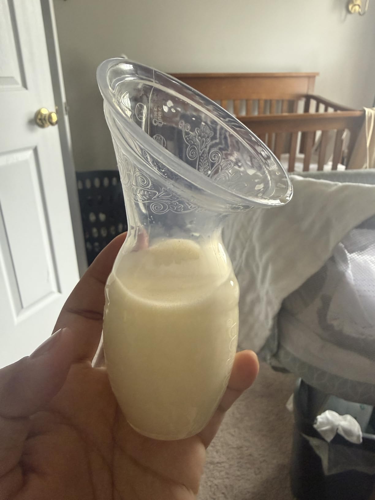 haakaa Manual Breast Pump for Breastfeeding, Silicone, Clear 4oz/100ml customer photo 2