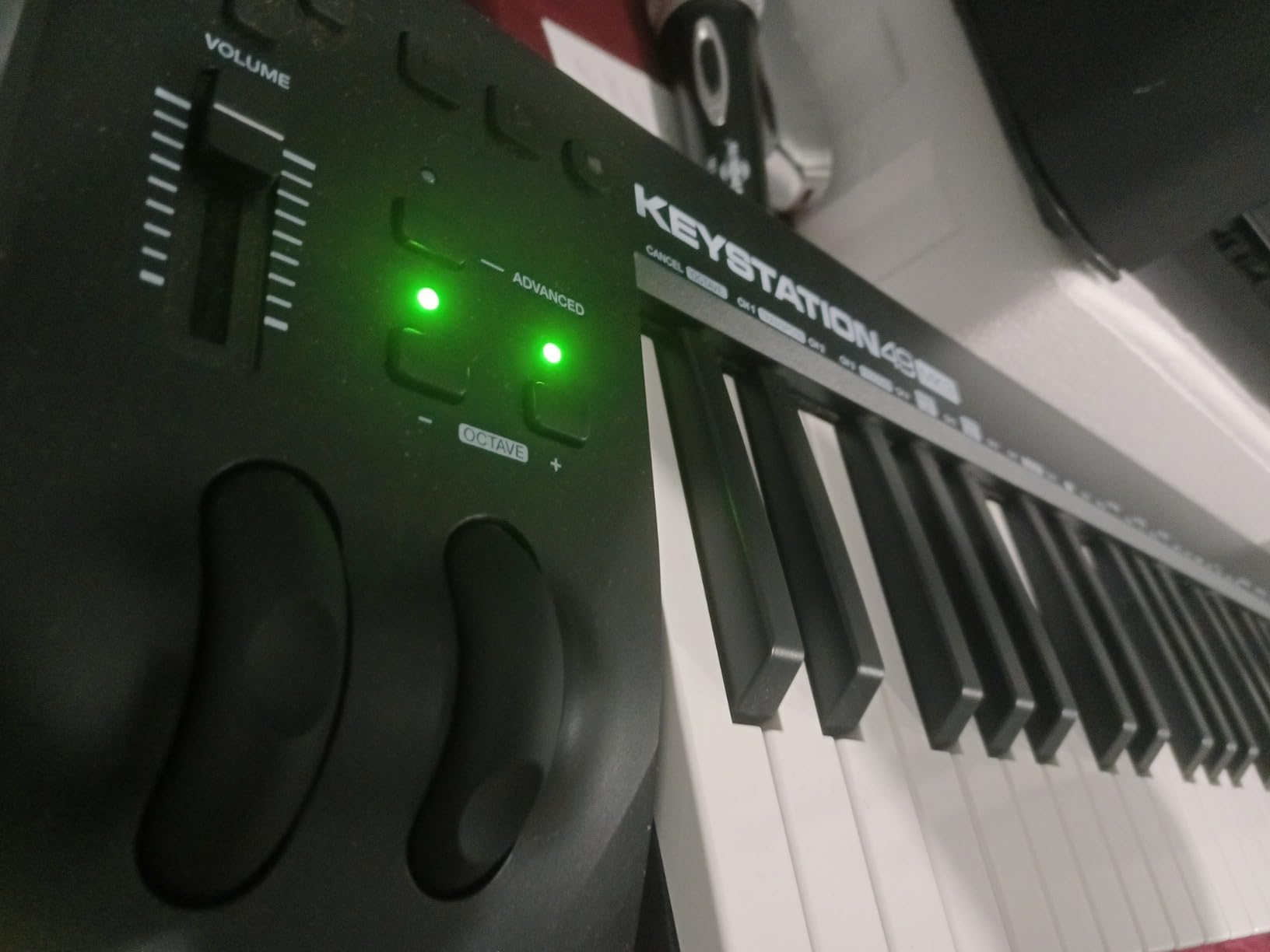 M-AUDIO Keystation 49 MK3 USB MIDI Controller | Synth-Action 49-Key Keyboard, Assignable Controls, Pitch/Mod Wheels, and Bundled DAW Recording Software customer photo 1