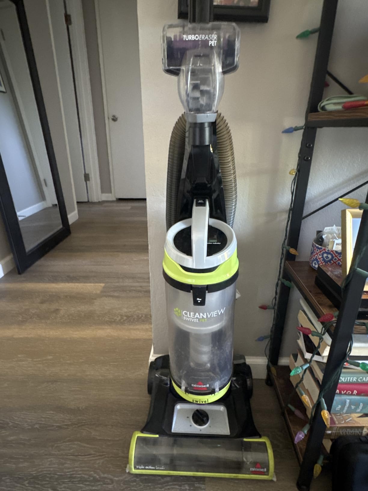 Bissell CleanView Swivel Pet Upright Vacuum, Triple Action Brush Roll, 2252 customer photo 2
