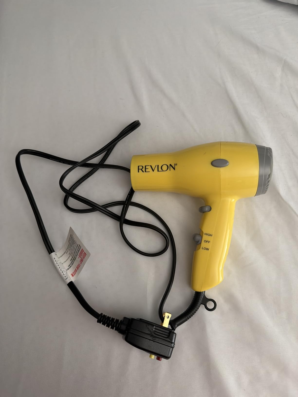 REVLON Compact Ionic Travel Hair Dryer, 1875 Watt, Yellow | Tourmaline Ionic Technology for Less Frizz, More Shine, Lightweight Design, 2 Heat/Speed Settings + Cool Shot customer photo 1