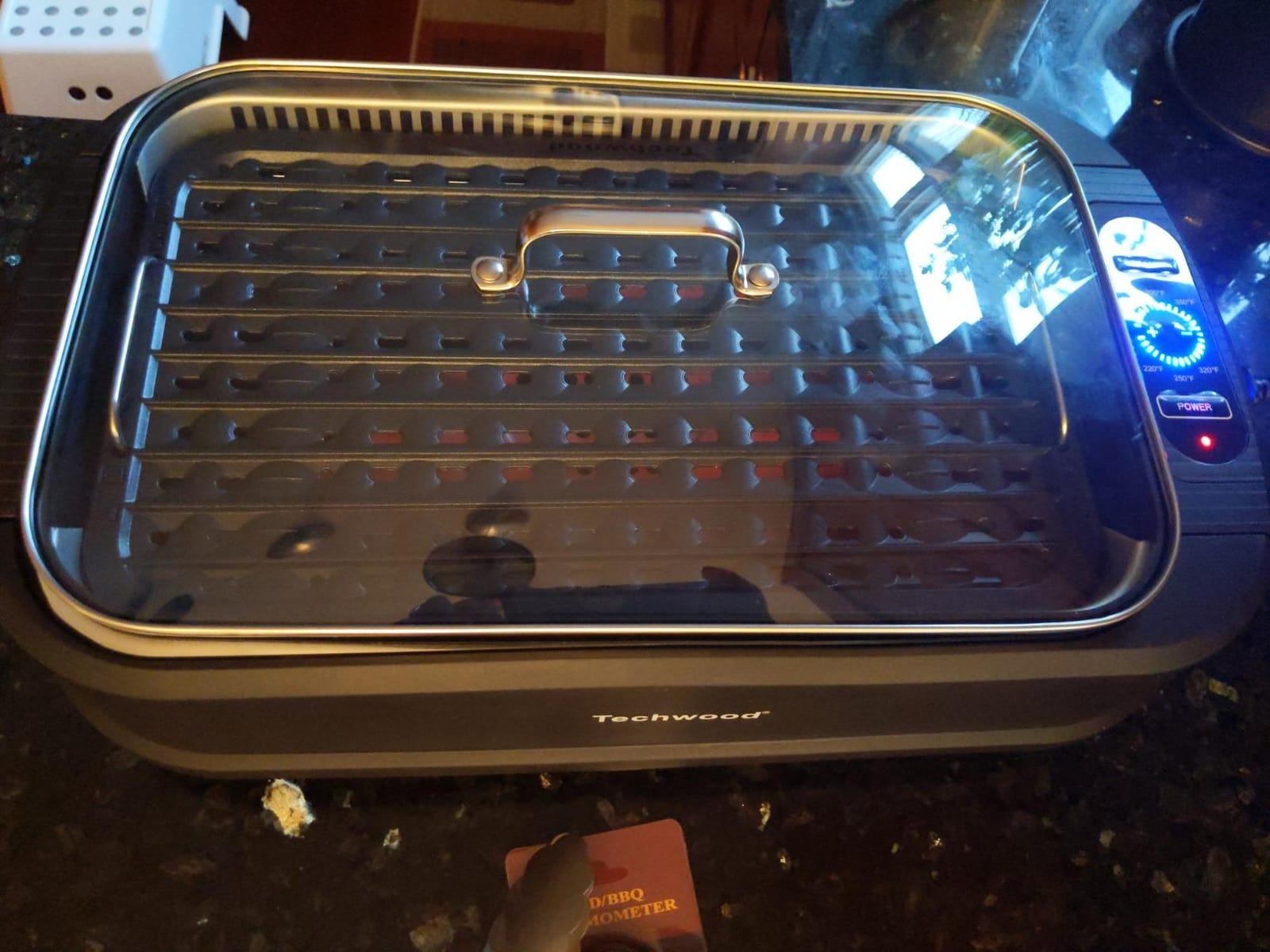 Indoor Smokeless Grill, Techwood 1500W Electric Indoor Grill with Tempered Glass Lid customer photo 2