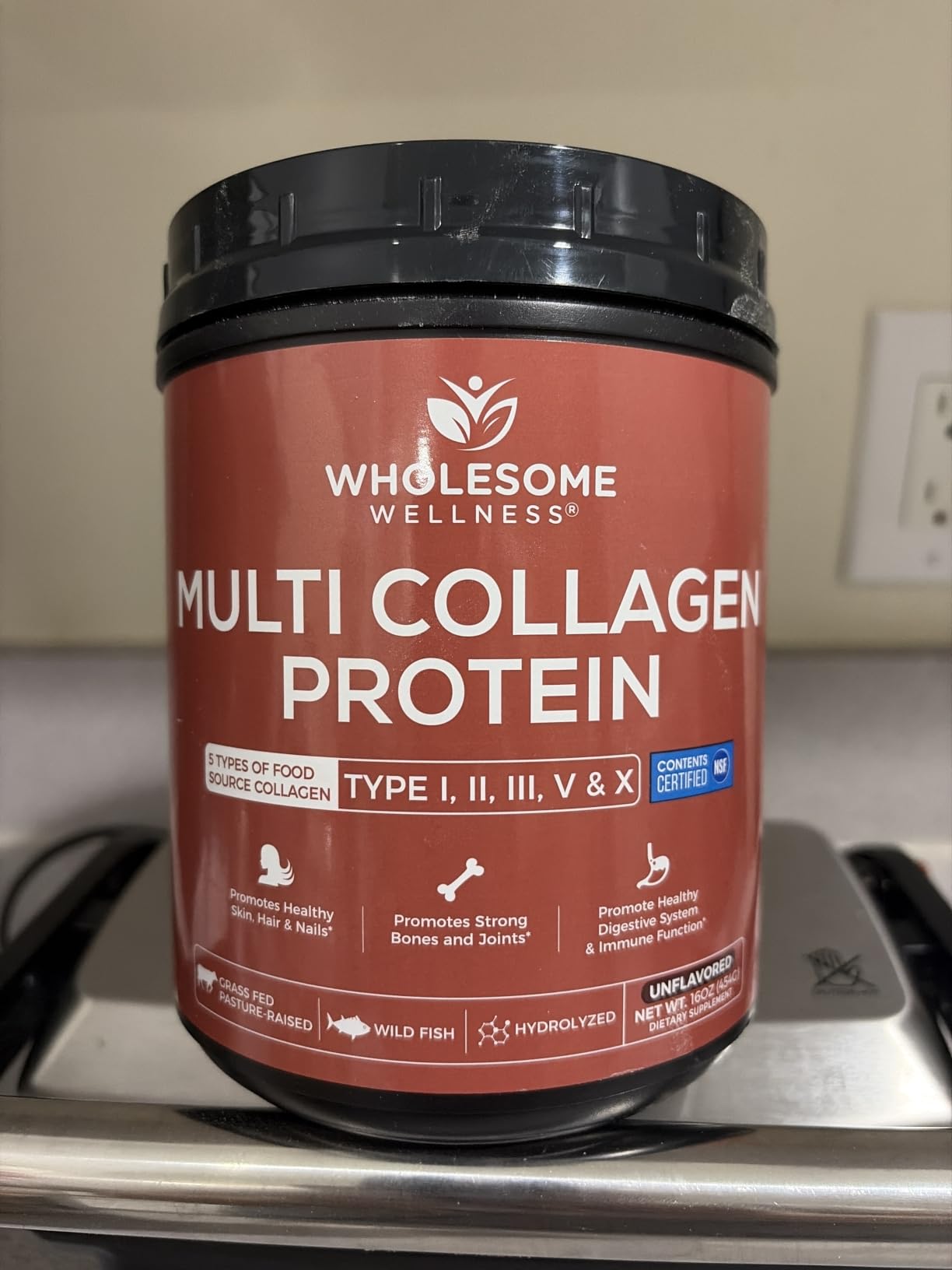 Sports Research Multi Collagen Protein Powder - Hydrolyzed Collagen Peptides Type I II III V X with Vitamin C - Unflavored Collagen Peptide Powder Supplement for Skin, Hair, Nails, Joints - 40 Servings customer photo 1