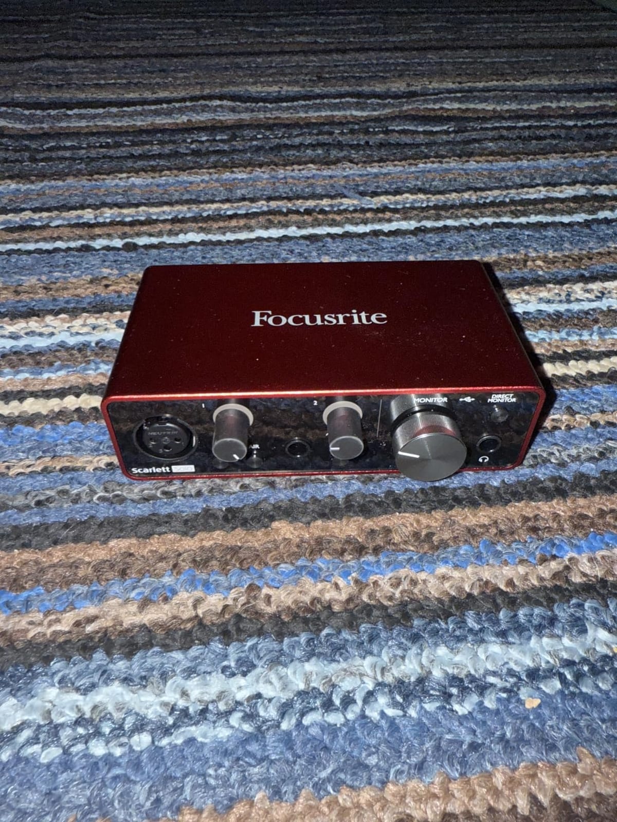 Focusrite Scarlett Solo 3rd Gen USB-C Audio Interface | 1 XLR Mic Preamp, 1 Hi-Z Instrument Input, 24-Bit/192kHz, 56dB Gain Range, Air Mode, macOS/Windows/iPadOS Compatible customer photo 2