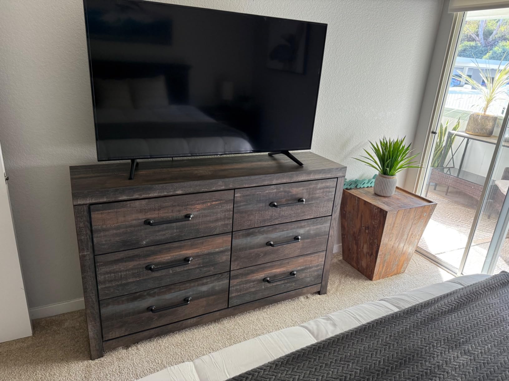Signature Design by Ashley Rustic 6 Drawer Bedroom Dresser, Drystan customer photo 1