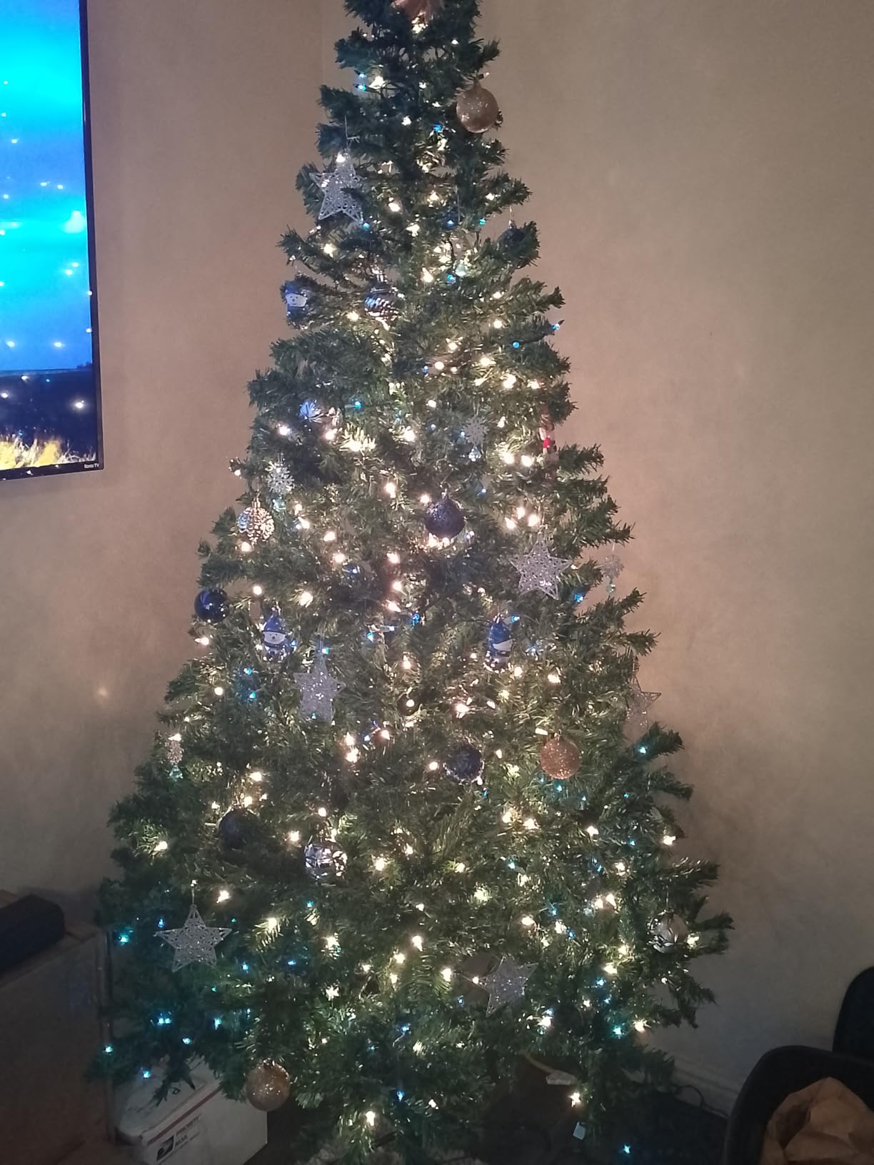 Sunnyglade 4 FT Premium Artificial Christmas Tree 400 Tips Xmas Tree Green | 4FT Artificial Christmas Tree Dense PVC Needles, Easy 4-Section Assembly with Christmas Tree Stand for Xmas Holiday Decor customer photo 2