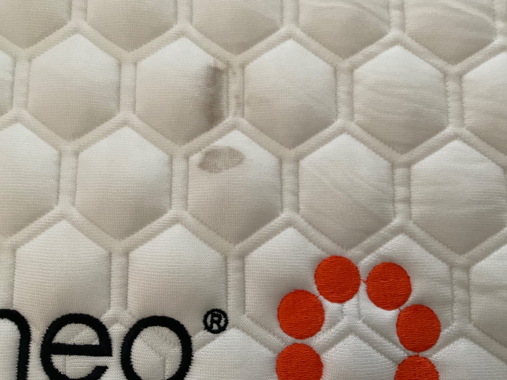 Dormeo Premium Queen Breathable Mattress Topper with 3-Zone Octaspring Technology for Optimal Back Support, Anti-Slip Bottom, Topper Only - Mattress Not Included customer photo 2