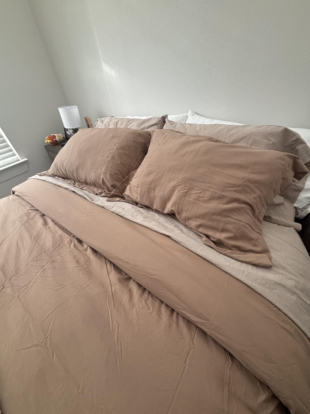Bedsure Comforter Duvet Insert - Quilted Comforters Queen Size, All Season Duvet, GentleSoft Down Alternative Bedding Blanket, with 8 Tabs, Gifts for Women/Men, White, Queen 88 x 88 Inches customer photo 1