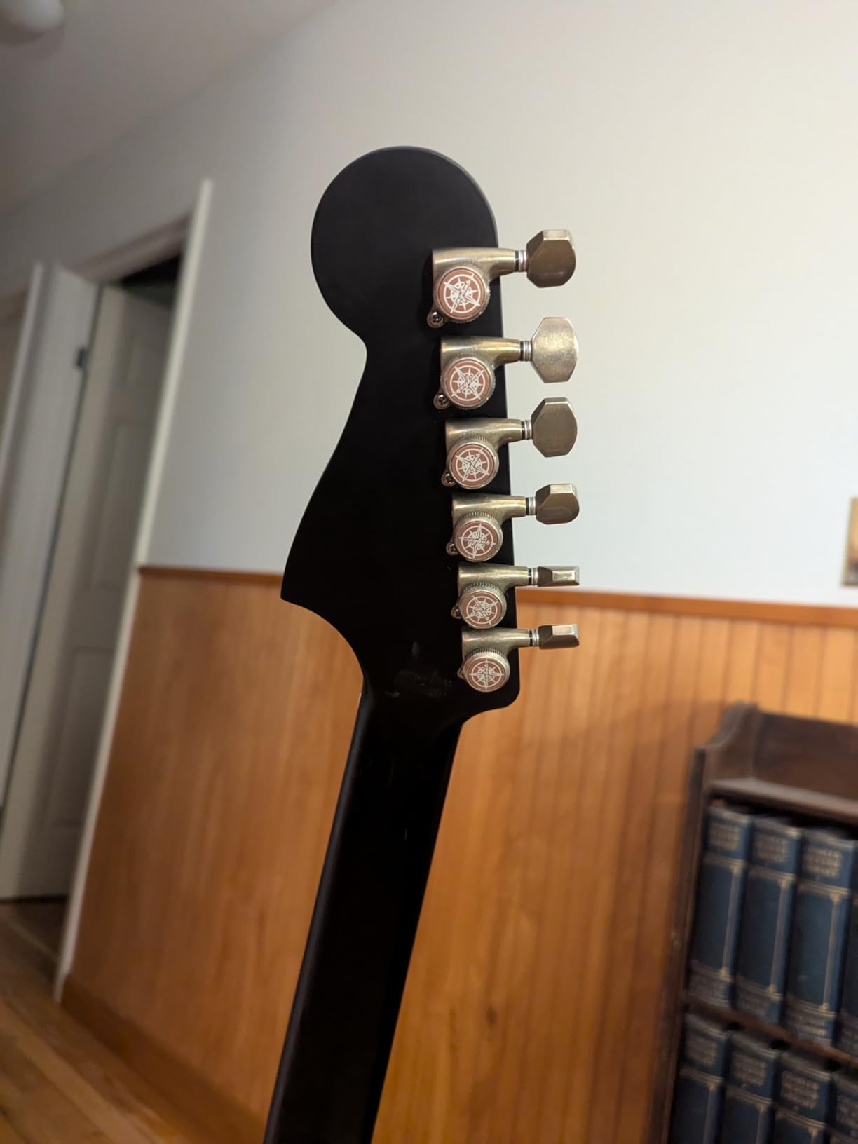 Fender California Debut Redondo Series Beginner Acoustic Guitar, Sunburst - California Series, beginner acoustic guitar for adults, 2-year warranty, easy playability customer photo 1