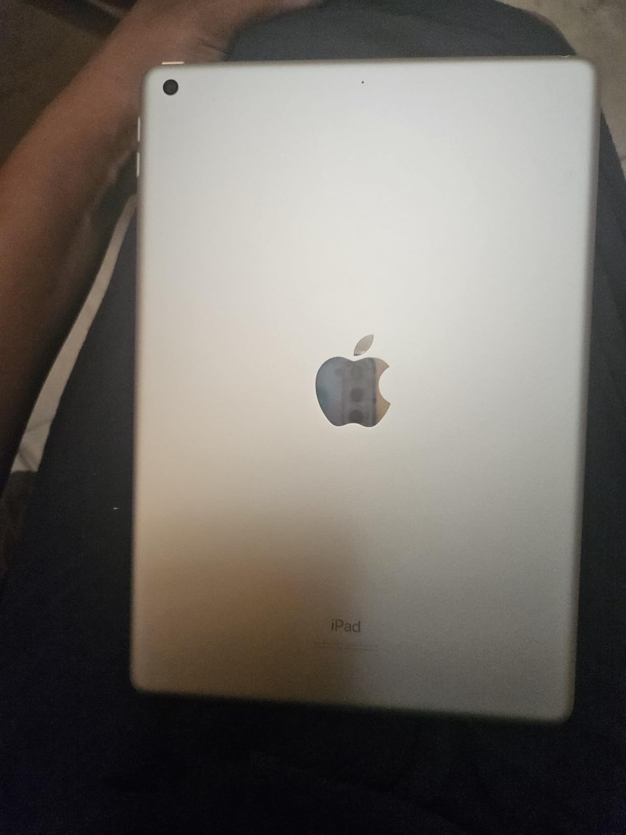 Apple iPad 10.2-Inch, Wi-Fi, 32GB, Space Gray (Renewed) customer photo 2