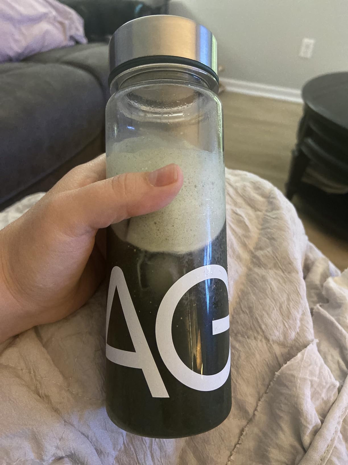 AG1 Greens Powder Multivitamin and Probiotic Blend with Shaker & Scoop | Includes 75 Vitamins, Minerals, Digestive Enzymes and Adaptogens in a Gluten-Free, Vegan and Keto-Friendly Formula customer photo 1