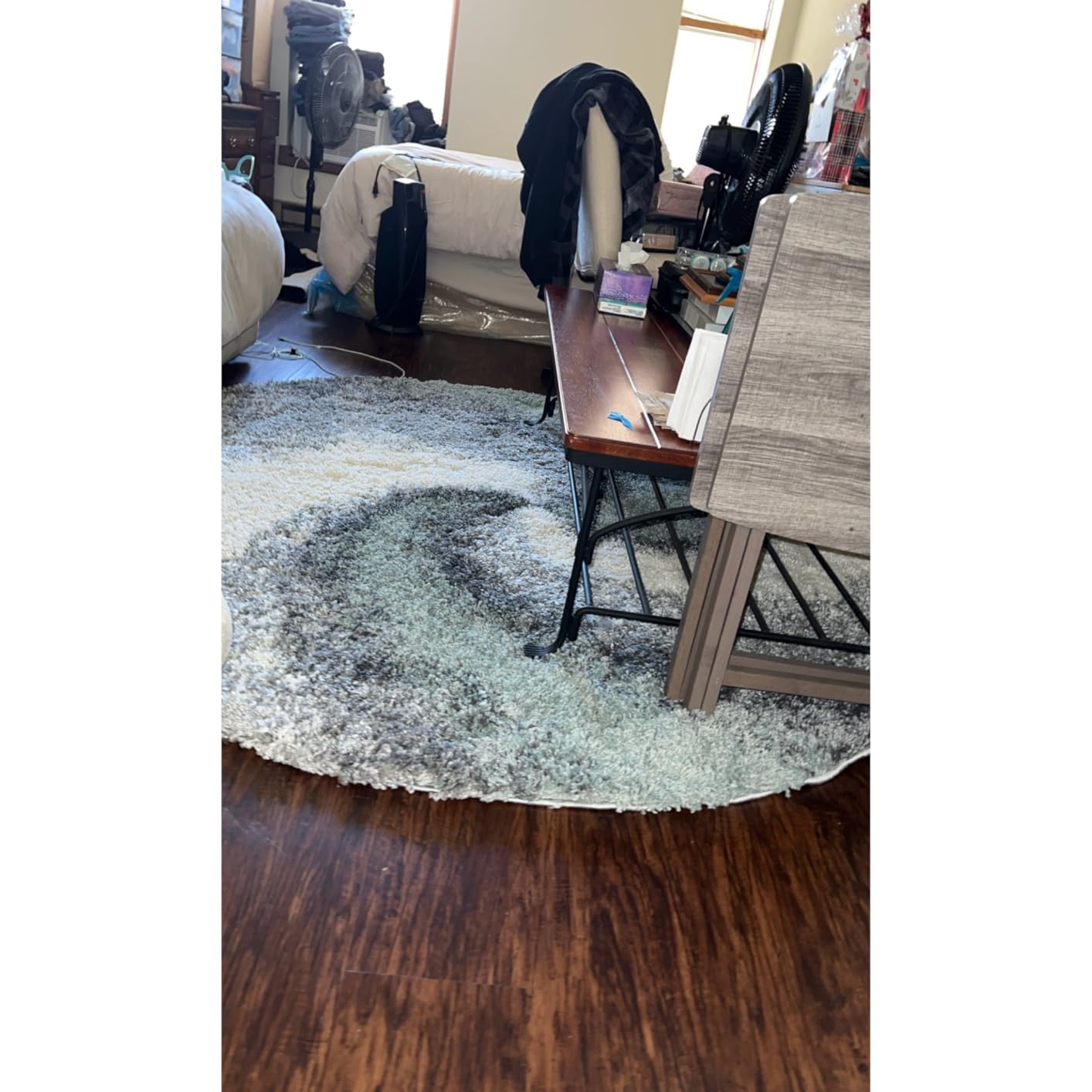 Rugs.com - Soft Touch Shag Rug - 4' 1 x 6' 1 Khaki Shag Rug - Plush Abstract Design for Bedrooms, Living Rooms, and Home Offices customer photo 1