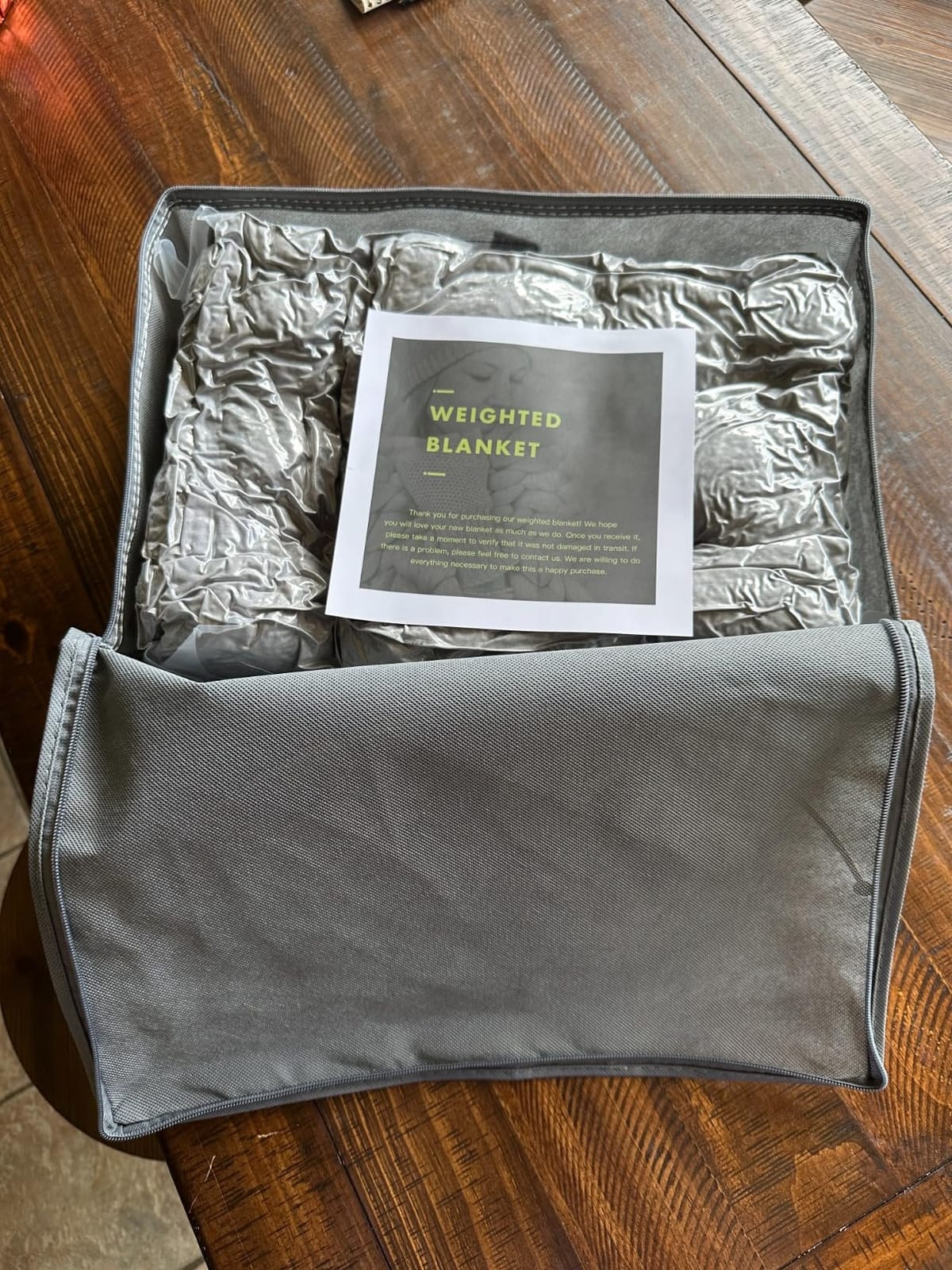 Sivio Weighted Blanket for Adult, Queen Size 15 lbs 60 x 80 Inches - Soft Warm Sherpa Fleece, Cozy Flannel with Glass Beads, Machine Washable, Black customer photo 1