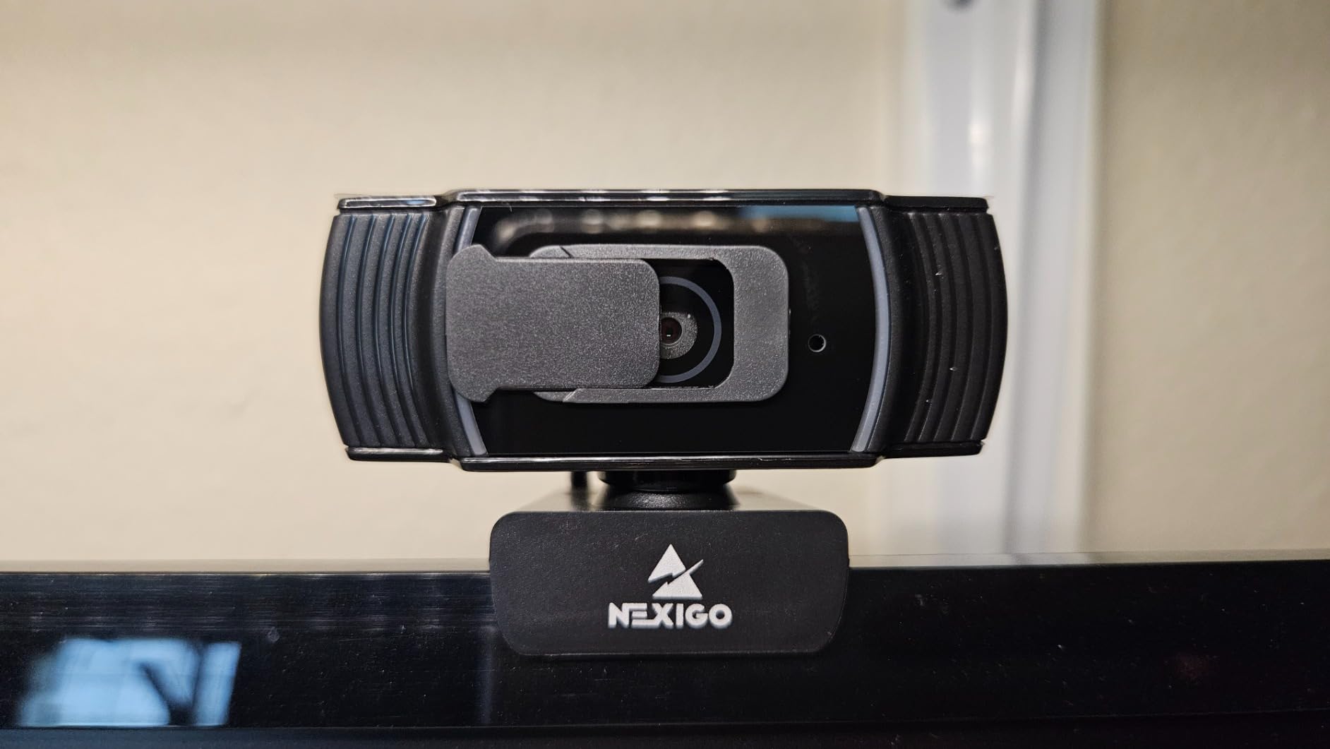 NexiGo N930AF Webcam with Microphone for Desktop, Autofocus, Webcam for Laptop, Computer Camera, 1080p HD USB Web Camera, Compatible with Zoom/Switch 2/Teams/Webex customer photo 1