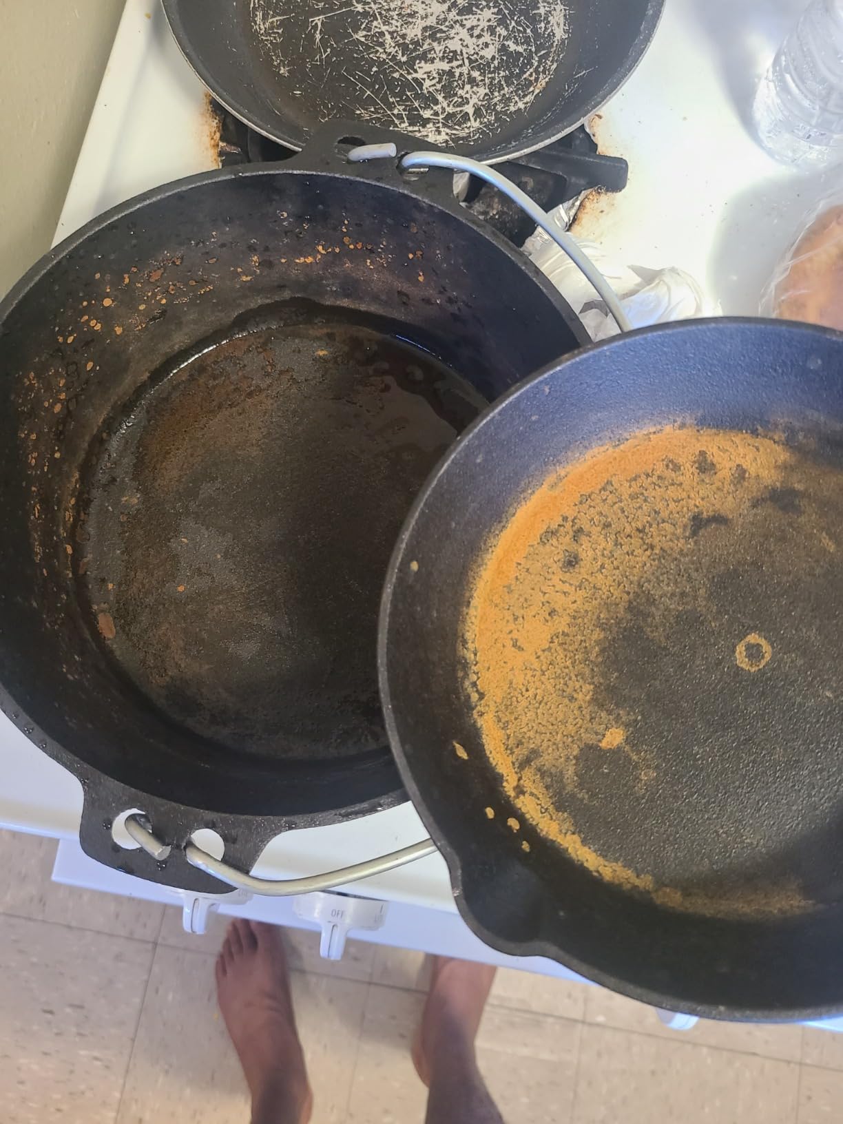 MegaChef Assorted Pre-Seasoned OVEN SAFE, Cast Iron Cookware Set, 5 Piece, Black customer photo 2