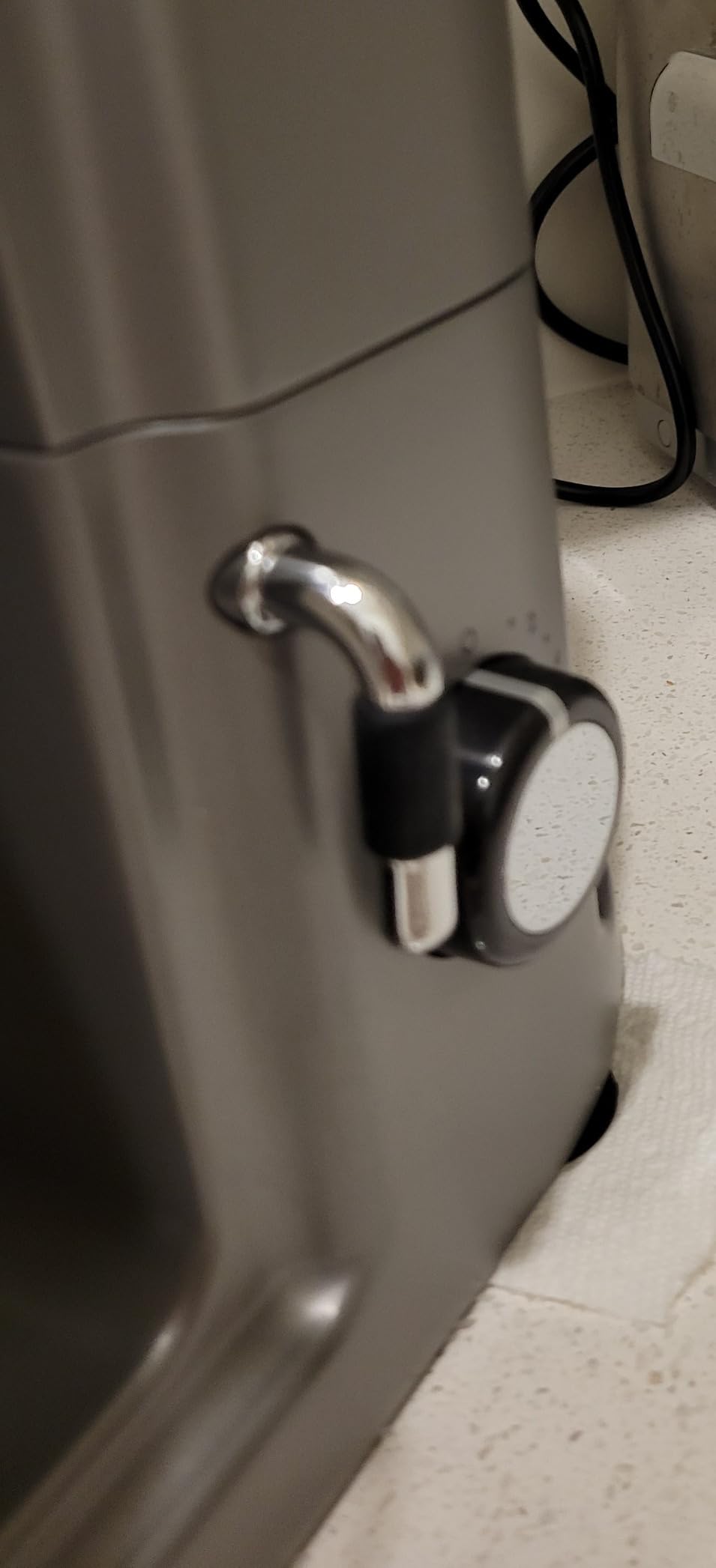 Hamilton Beach Professional All-Metal 5 Qt Stand Mixer With 12 Speeds | Stainless Steel Bowl | 450 Watts| Attachment Hub | Flat Beater, Dough Hook, Whisk | Tilt-Back Head | Stainless Steel | 63240 customer photo 2