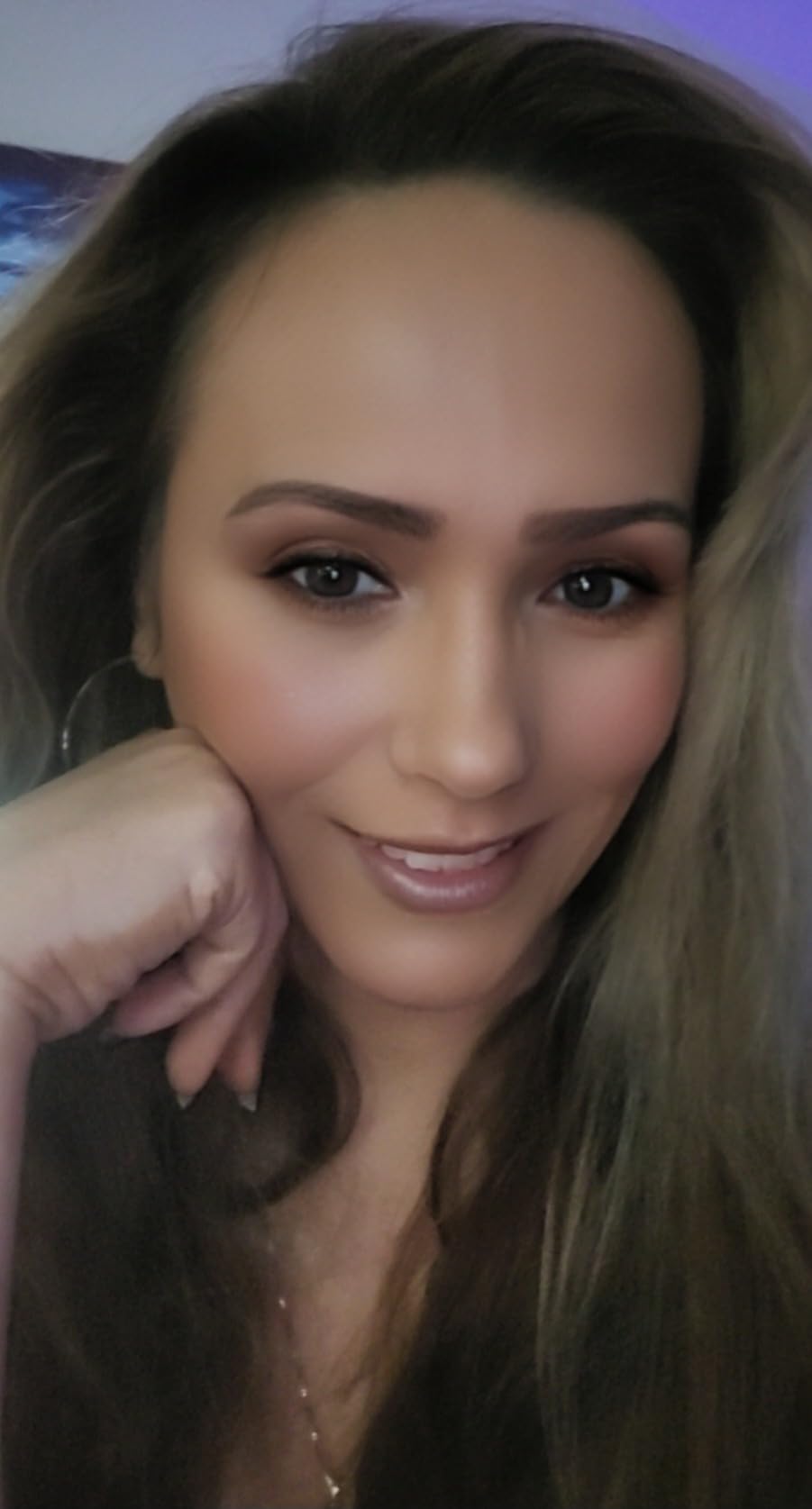 Lux Unfiltered - N°12 Sun Struck Bronzing Face Tanning Drops - Classic | Gradual Self Tanner - Natural Glow, Streak-Free, Fragrance Free - Hyaluronic Acid & Vitamin E - Vegan & Cruelty Free customer photo 1