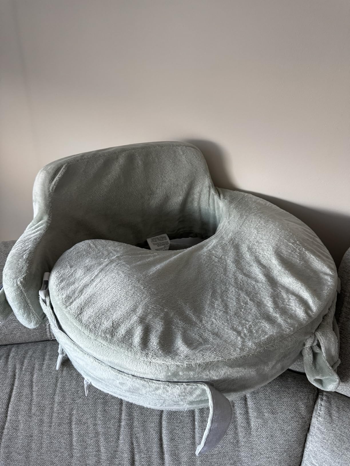 My Brest Friend Super Deluxe Nursing Pillow - Platinum customer photo 2