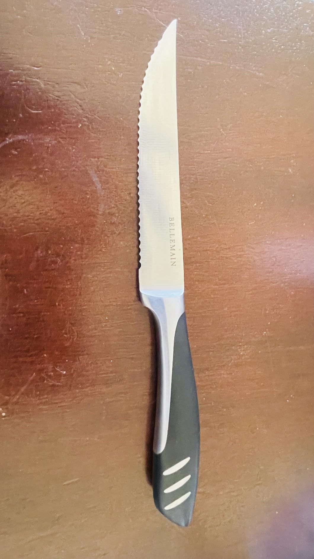 Bellemain Steak Knife Set of 8, Serrated Stainless Steel, Dishwasher Safe customer photo 2