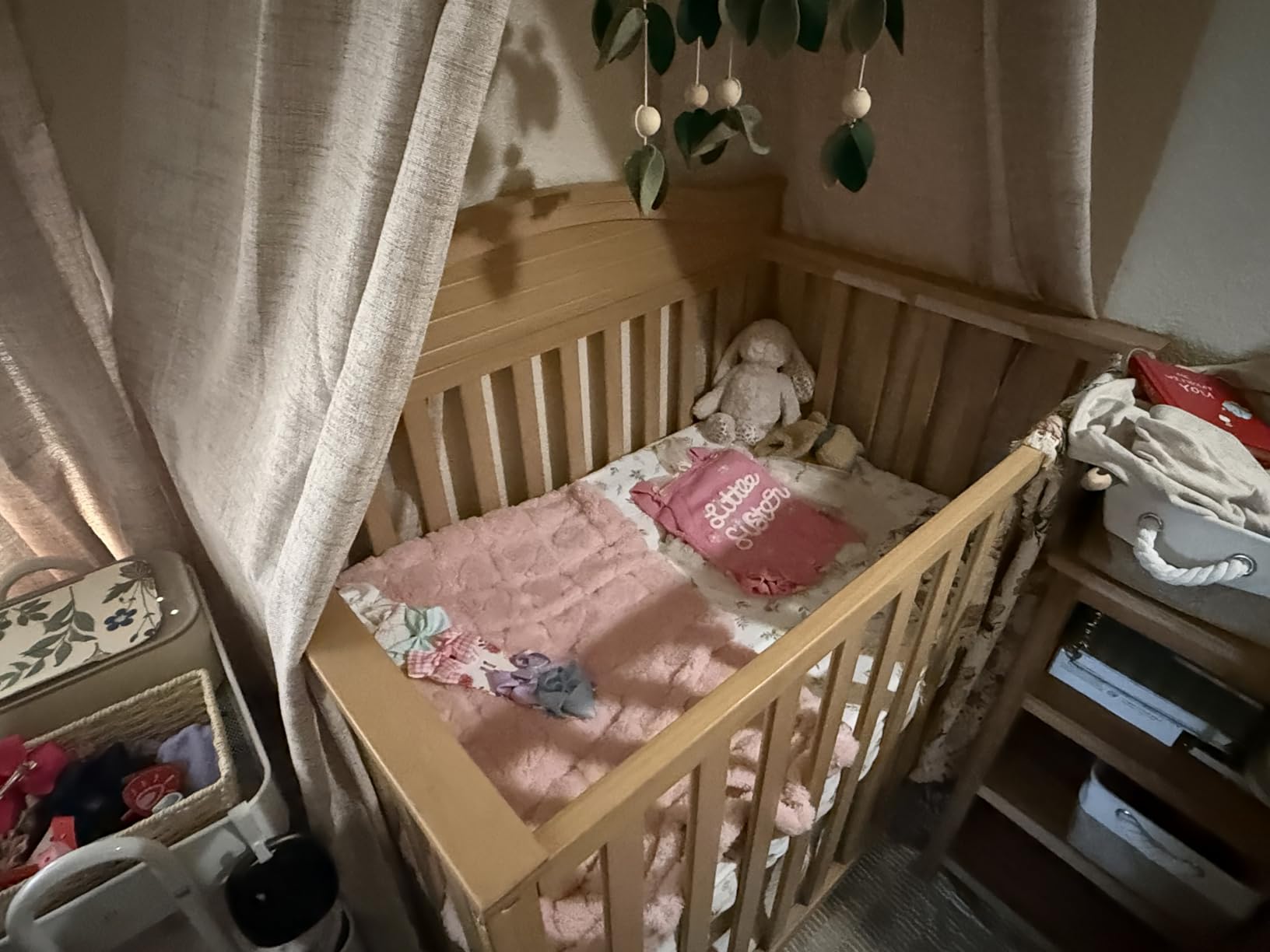 Graco Stella 4-in-1 Convertible Mini Crib with Bonus Mattress, Pebble Gray | GREENGUARD Gold Certified, Converts to Daybed and Twin-Size Bed, 2.75-in Mini Crib Mattress Included, Ideal for Small Spaces customer photo 1