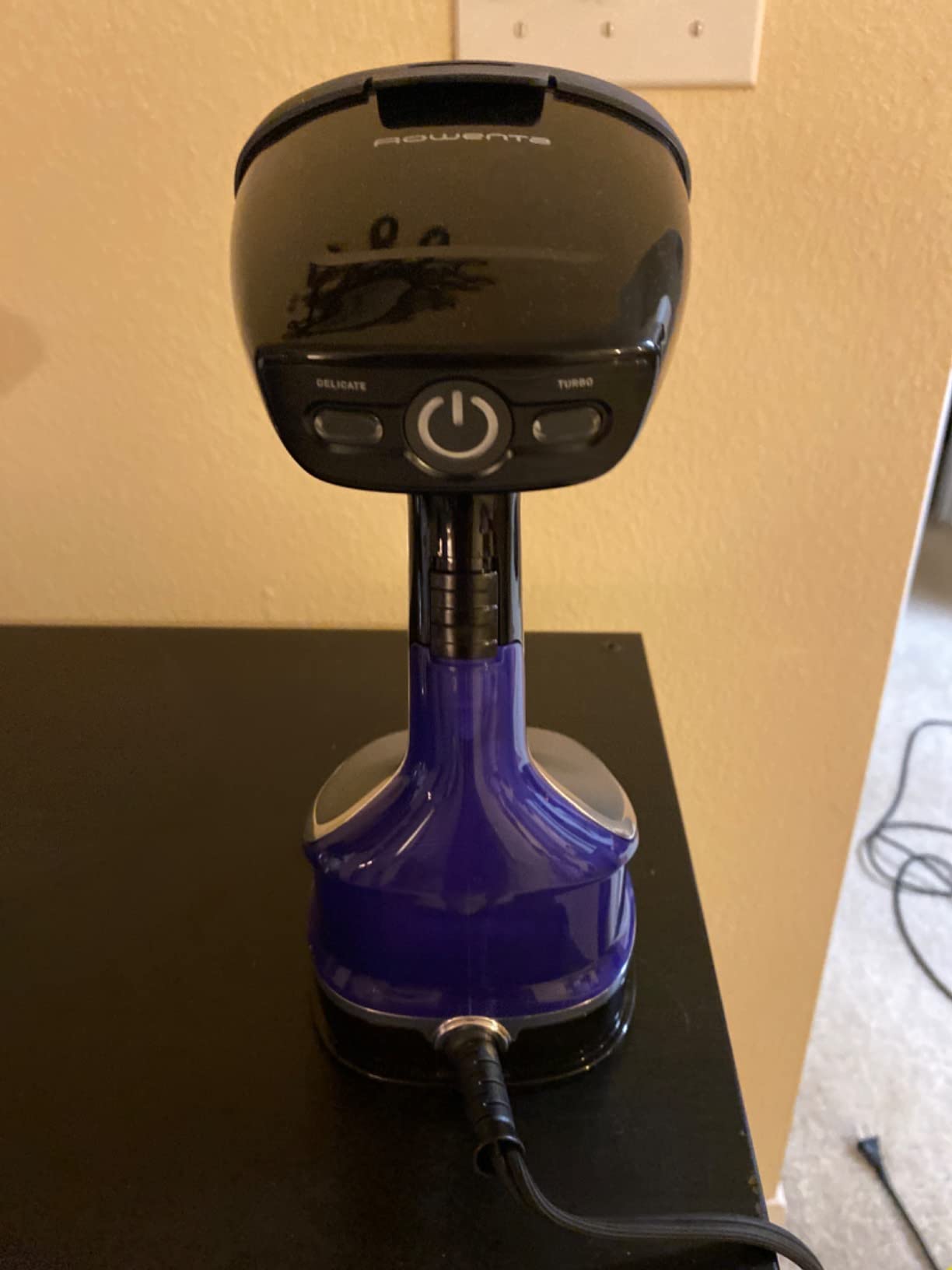 Rowenta Hand Steamer for Clothes, X-Cel Handheld Steamer, 25-Second Heat-Up, Powerful Steam, Long Cord, 1875W Clothes Steamer, Travel Must Have, DR8220 customer photo 1